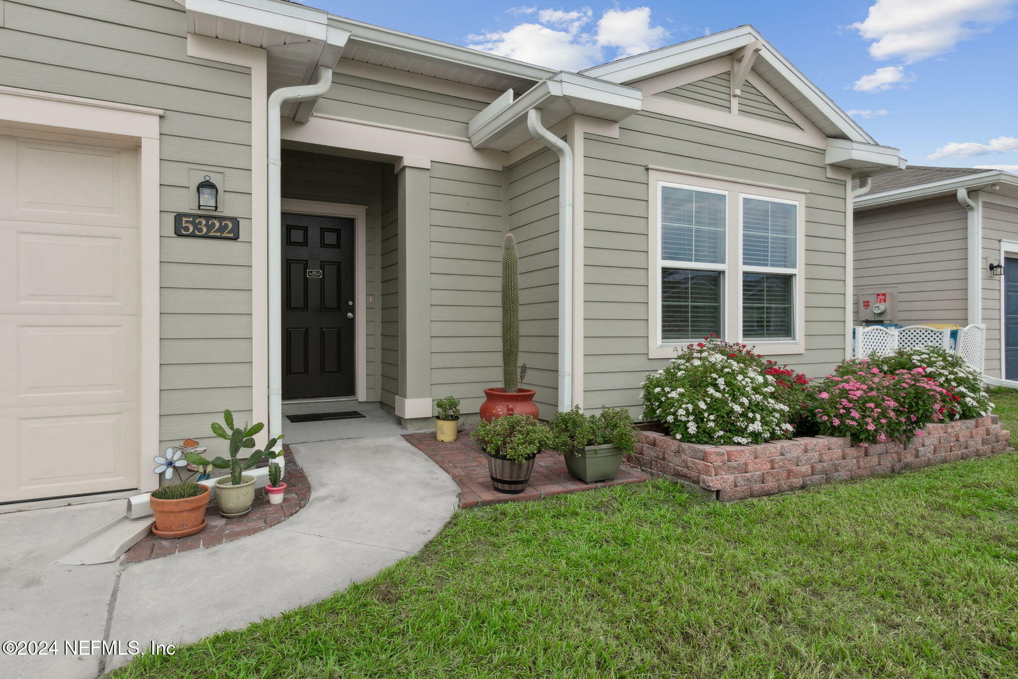 Property Photo:  5322 Kellar Circle  FL 32218 