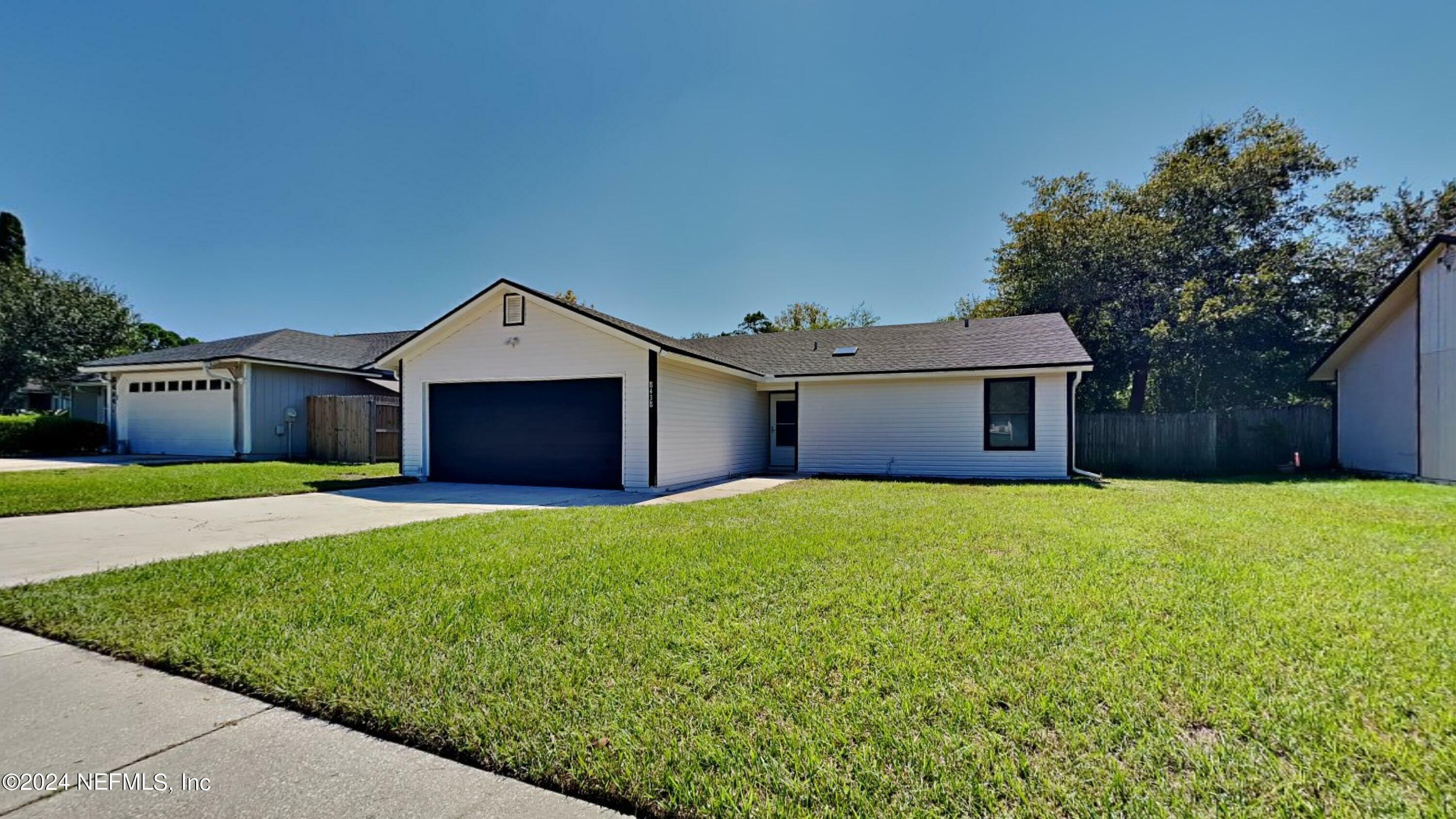 Property Photo:  8438 Gemini Road  FL 32216 