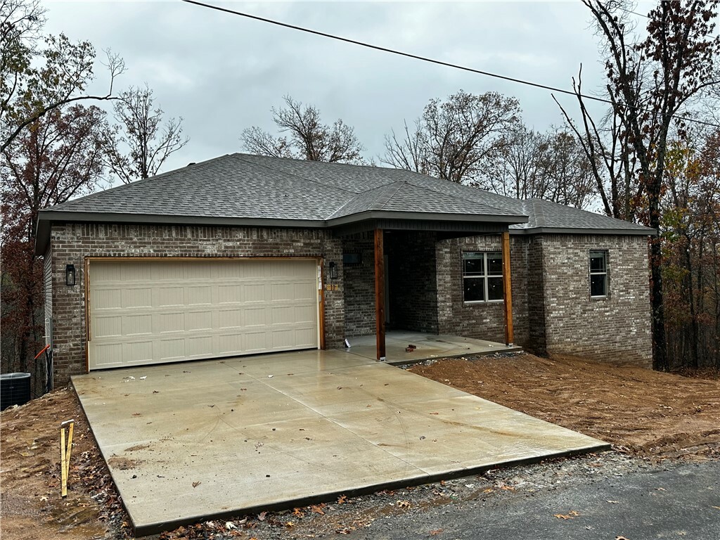 Property Photo:  11 Stringer Lane  AR 72715 