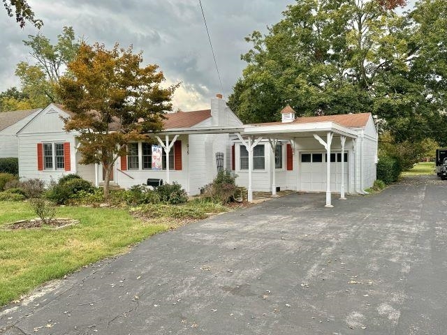 Property Photo:  915 N Main Street  KY 42134 