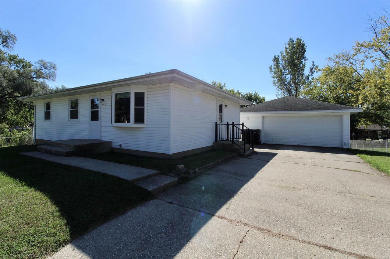 Property Photo:  2118 Merrill Avenue  WI 53511 