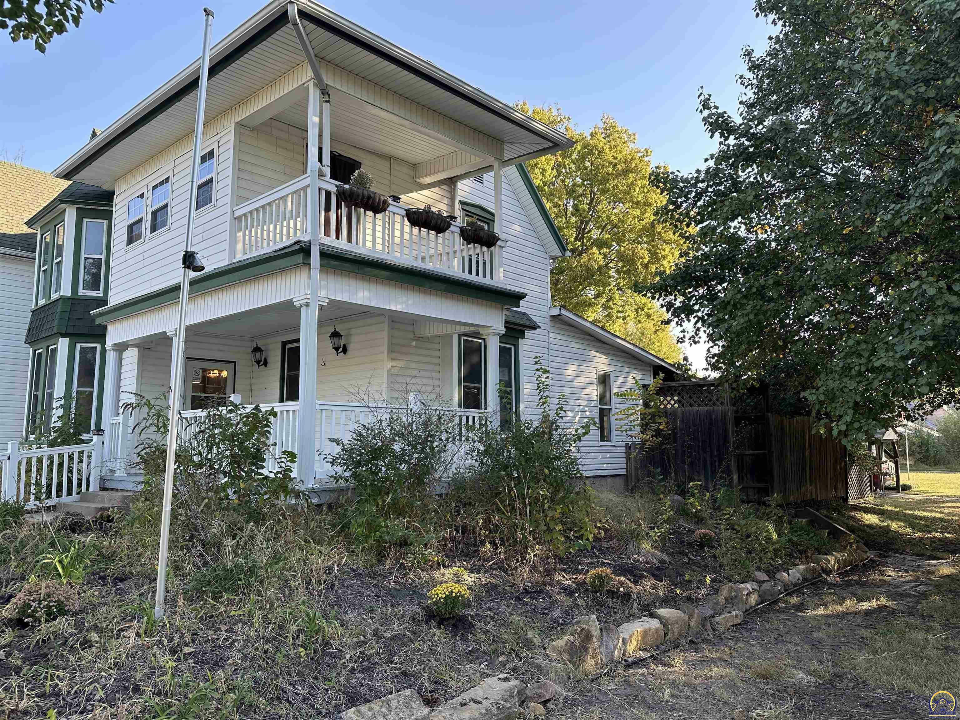 Property Photo:  350 W 12th St  KS 66439 