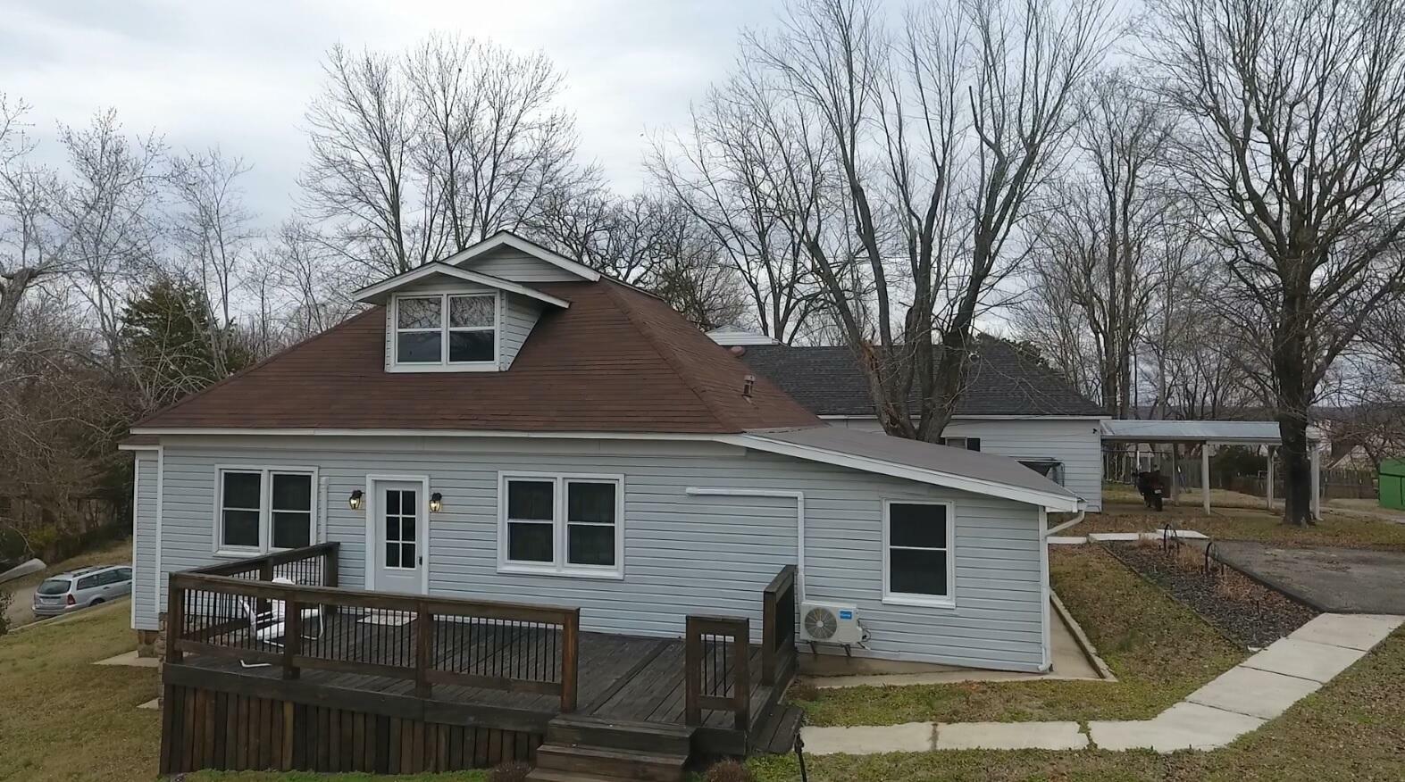 216 N 4th Street  Thayer MO 65791 photo