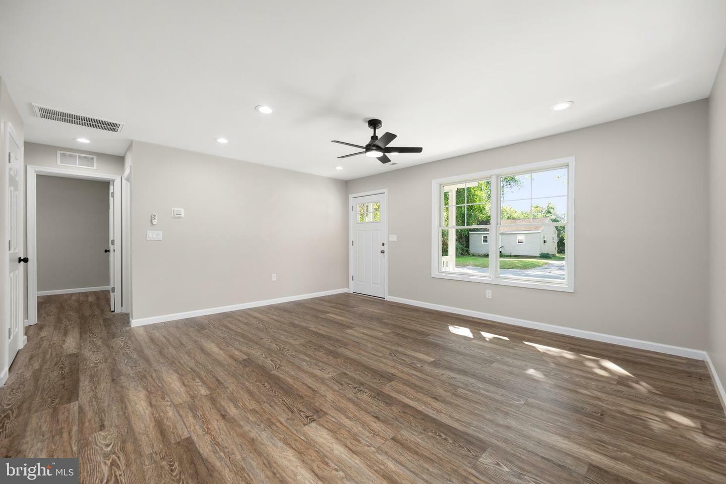 Property Photo:  1109 Pocahontas Avenue  MD 21801 