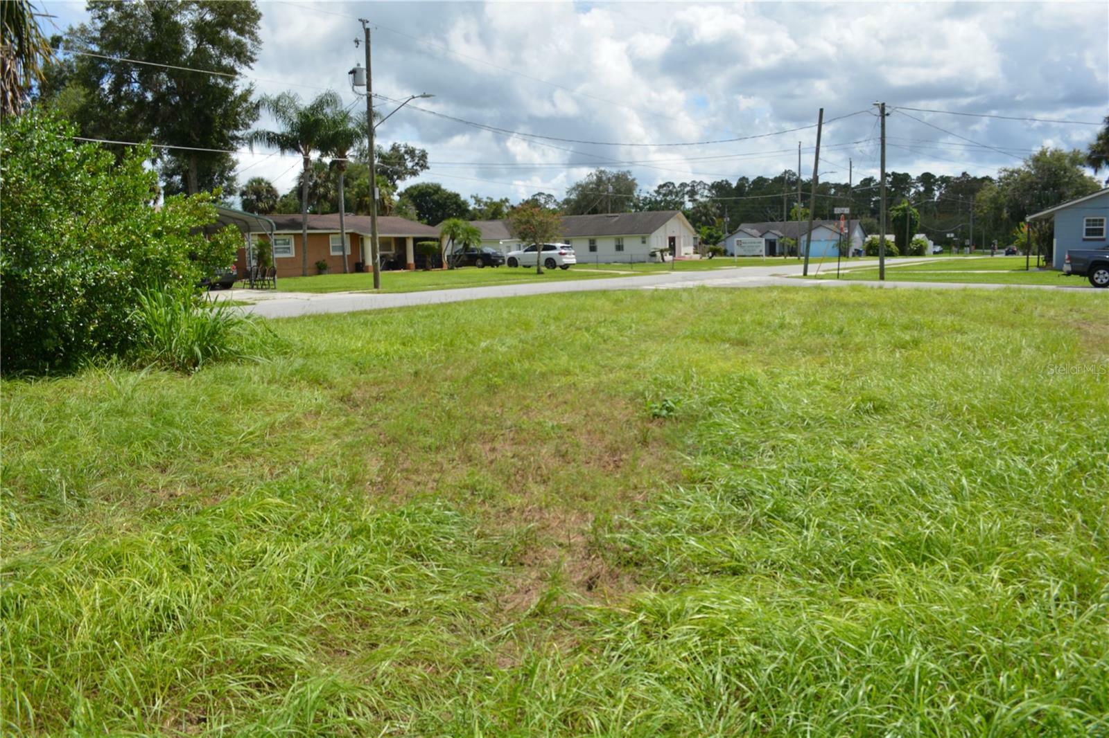 Property Photo:  4040 E 46 State Road  FL 32771 