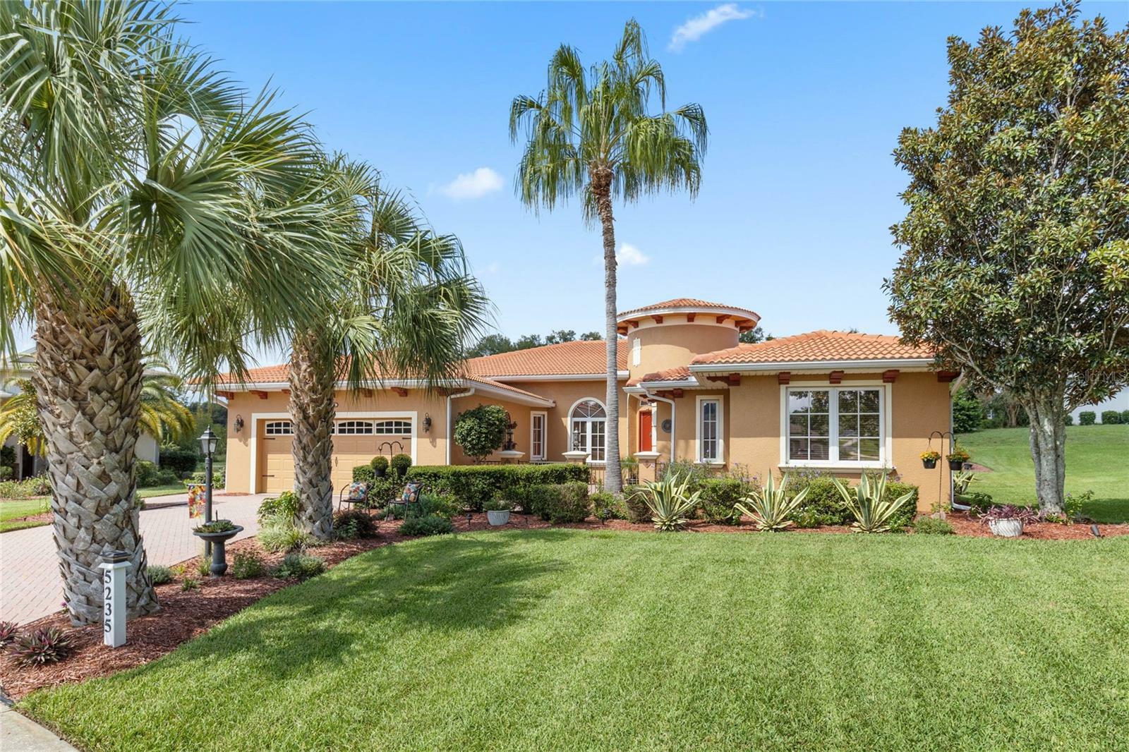 Property Photo:  5235 Island Terrace Court  FL 32159 