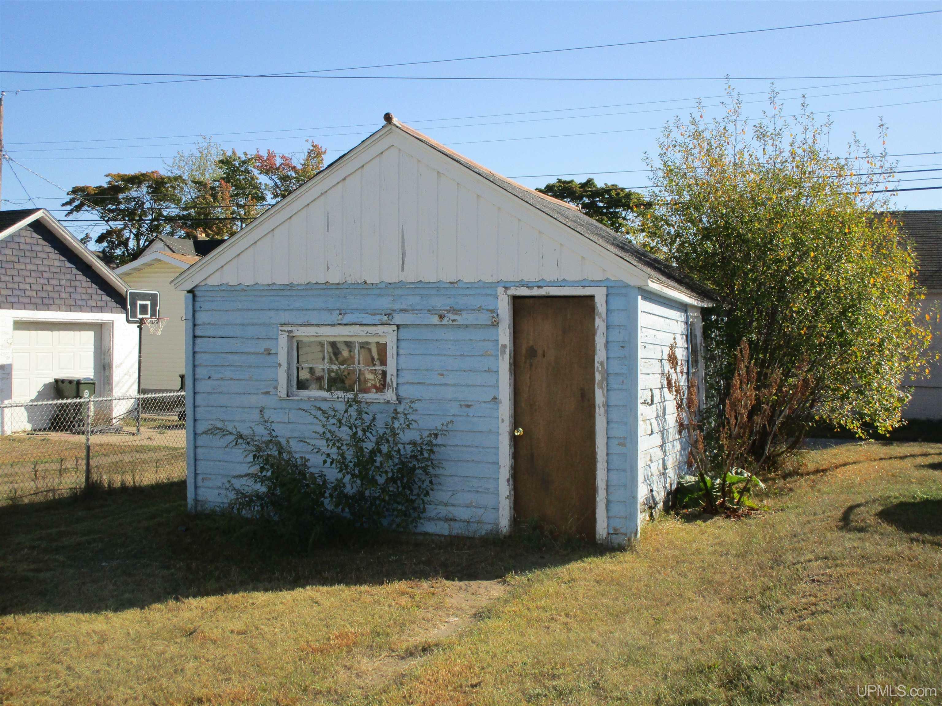 Property Photo:  421 S 16th Street  MI 49829 