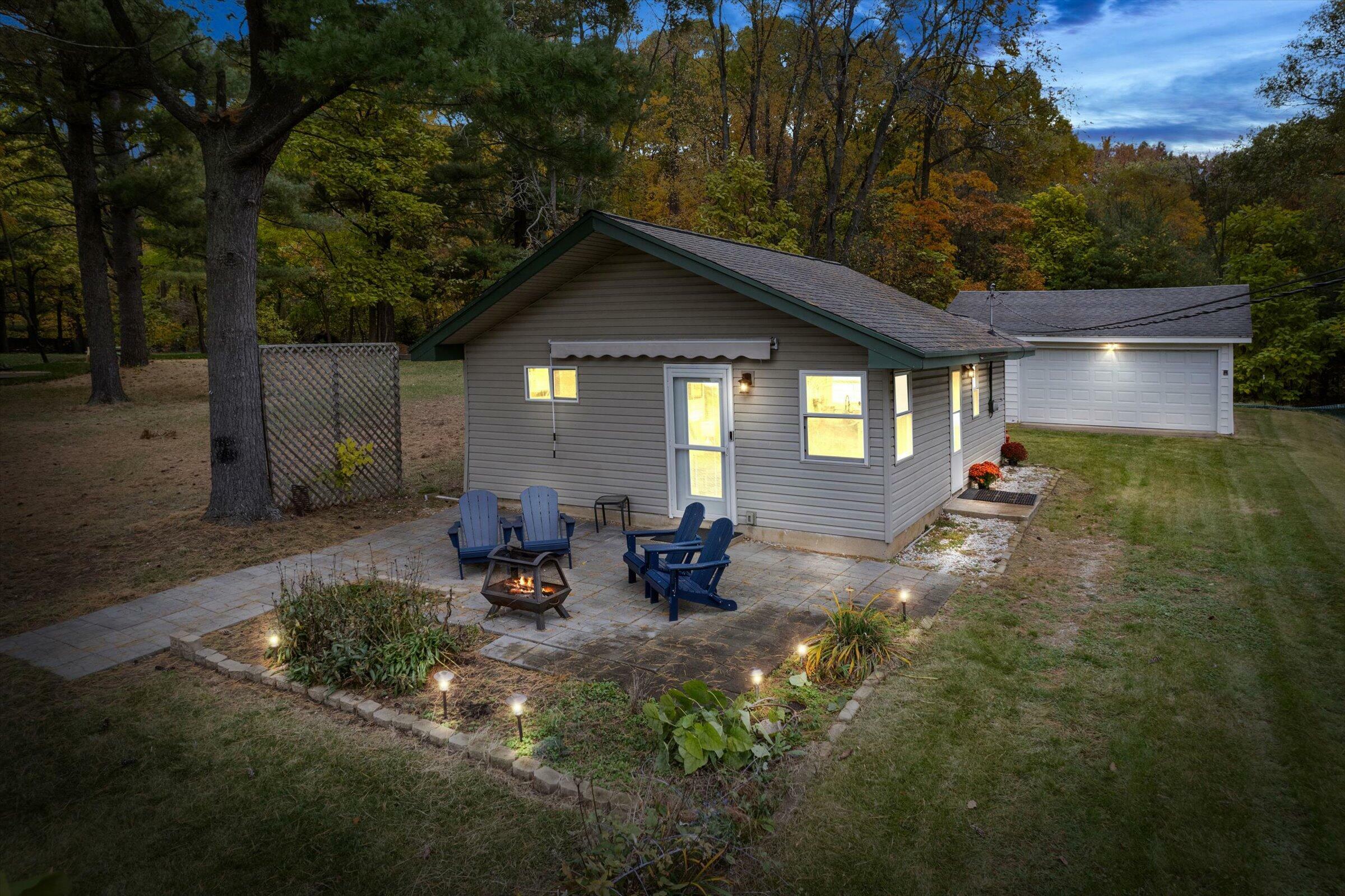 Property Photo: 15870 Oak Street MI 49045