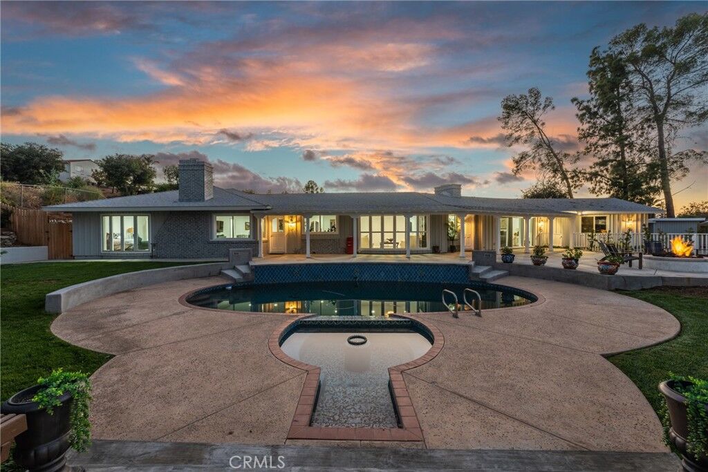 Property Photo: 122 Sierra Vista Drive CA 92373