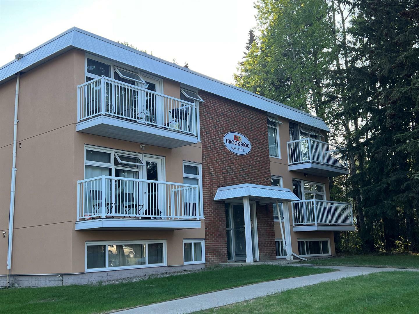 Photo de la propriété: 506 41 Street 11 AB T7E 1A2