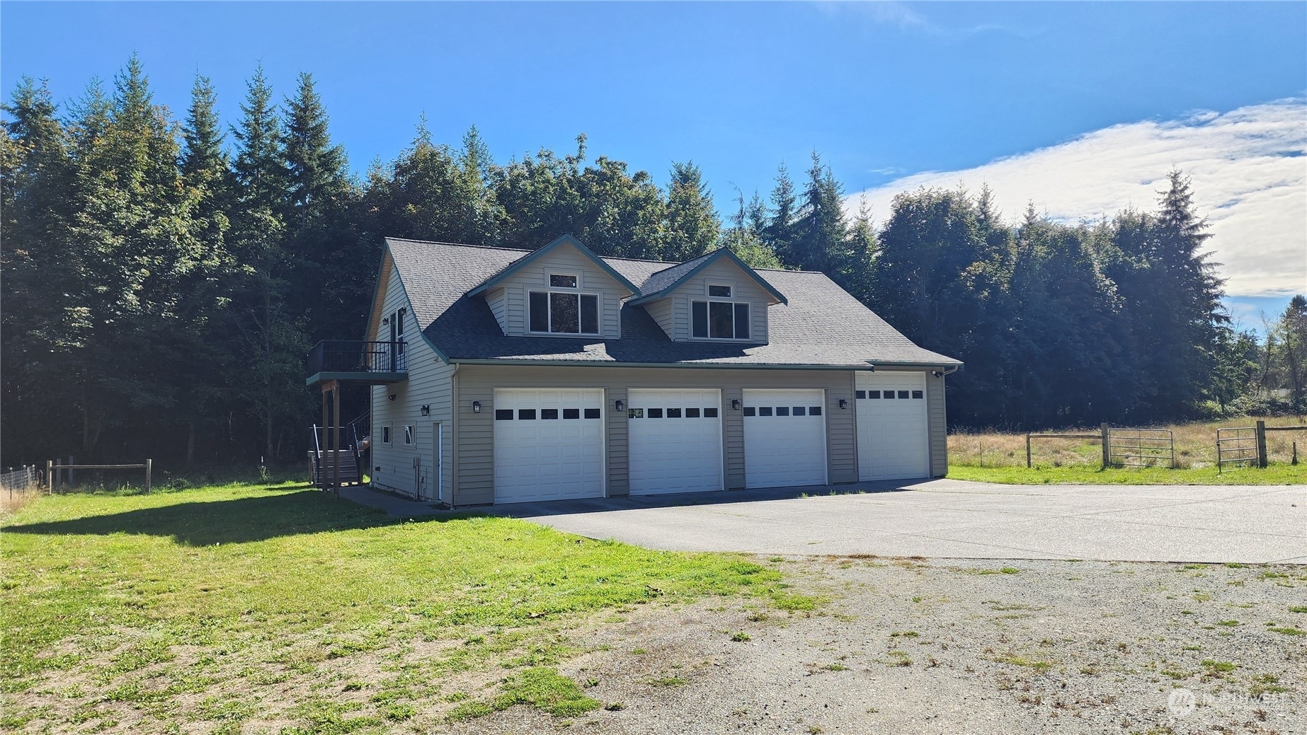 Property Photo:  2688 S East Camano Drive B  WA 98282 