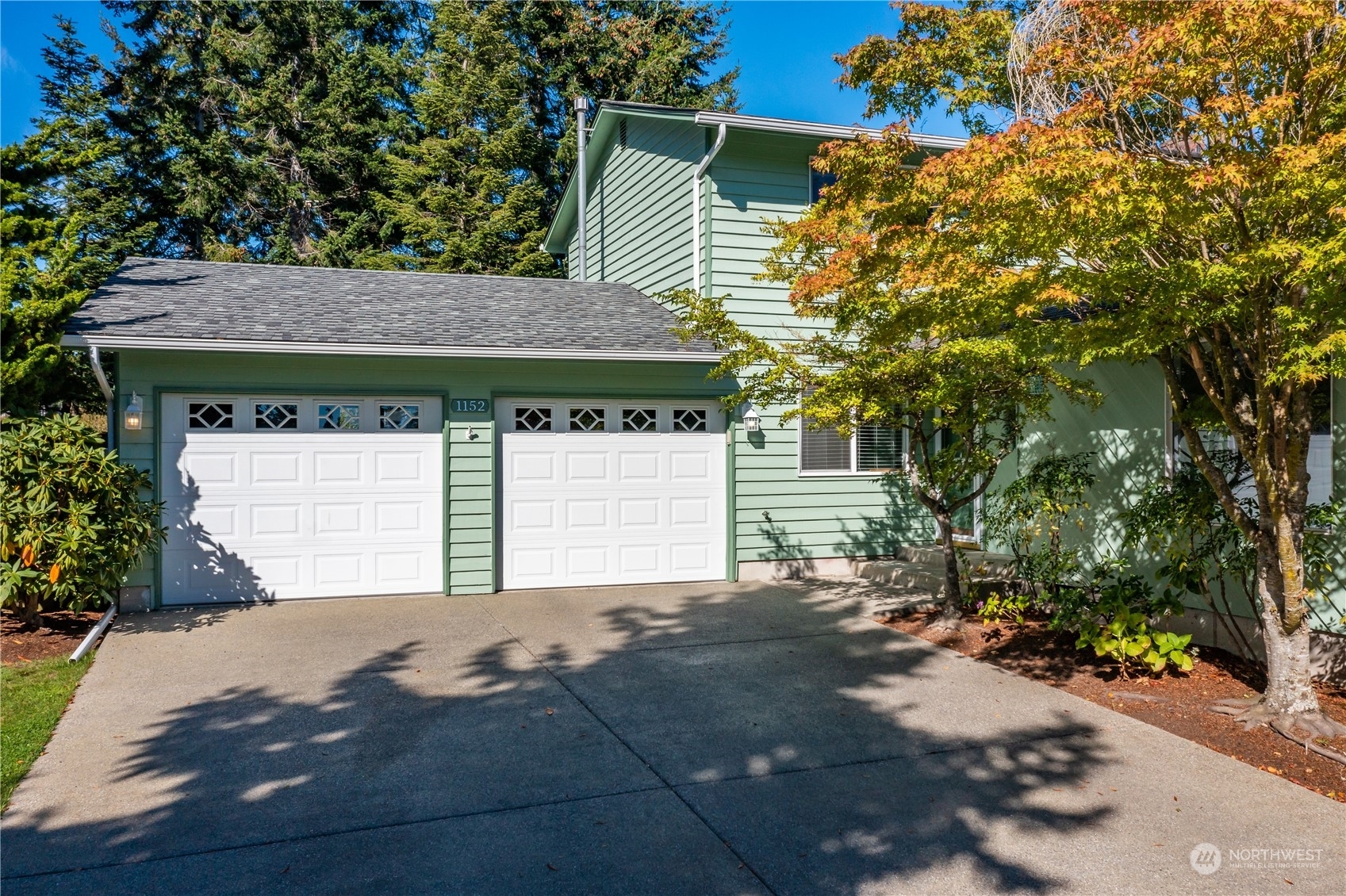 Property Photo:  1152 NW Kitsap Terrace  WA 98277 