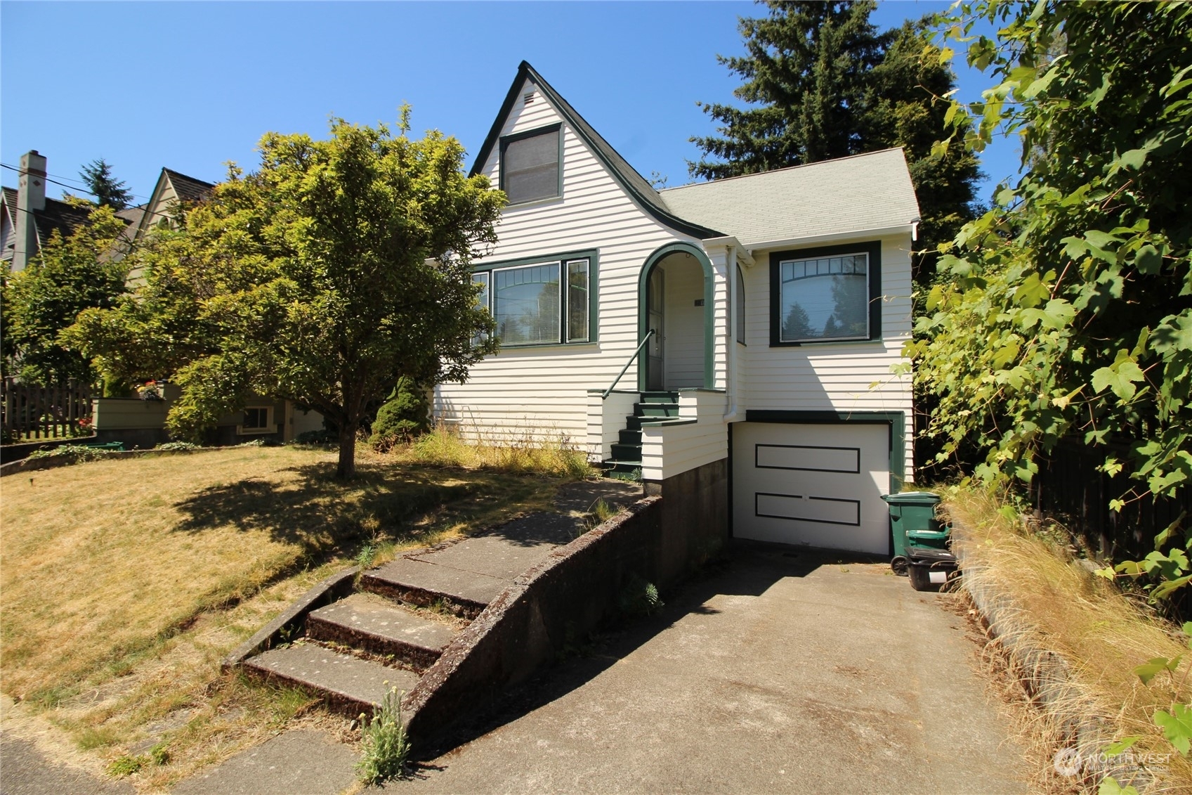 Property Photo:  6011 26th Avenue NE  WA 98115 