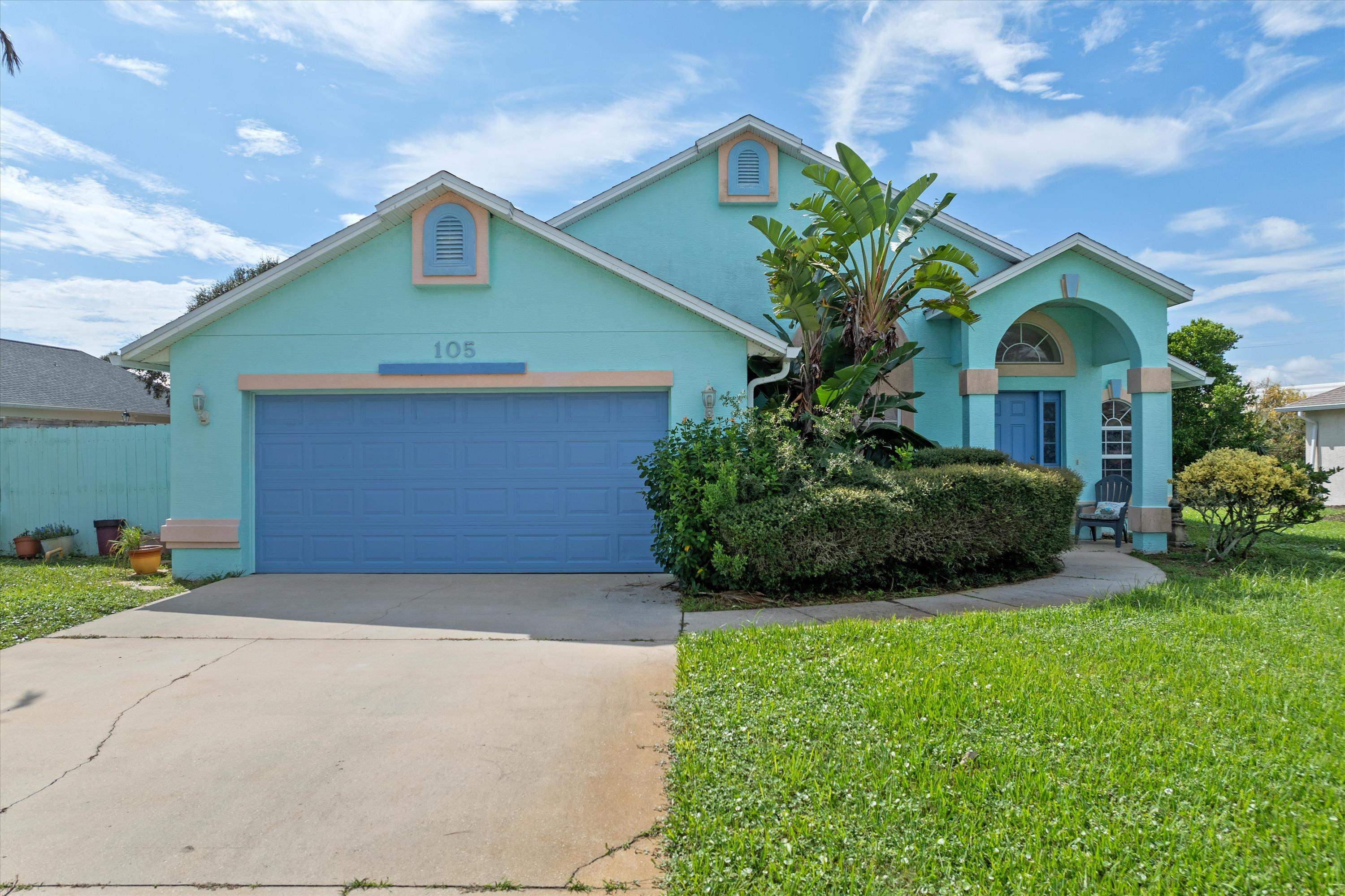 Property Photo:  105 Sandpiper Blvd  FL 32080 