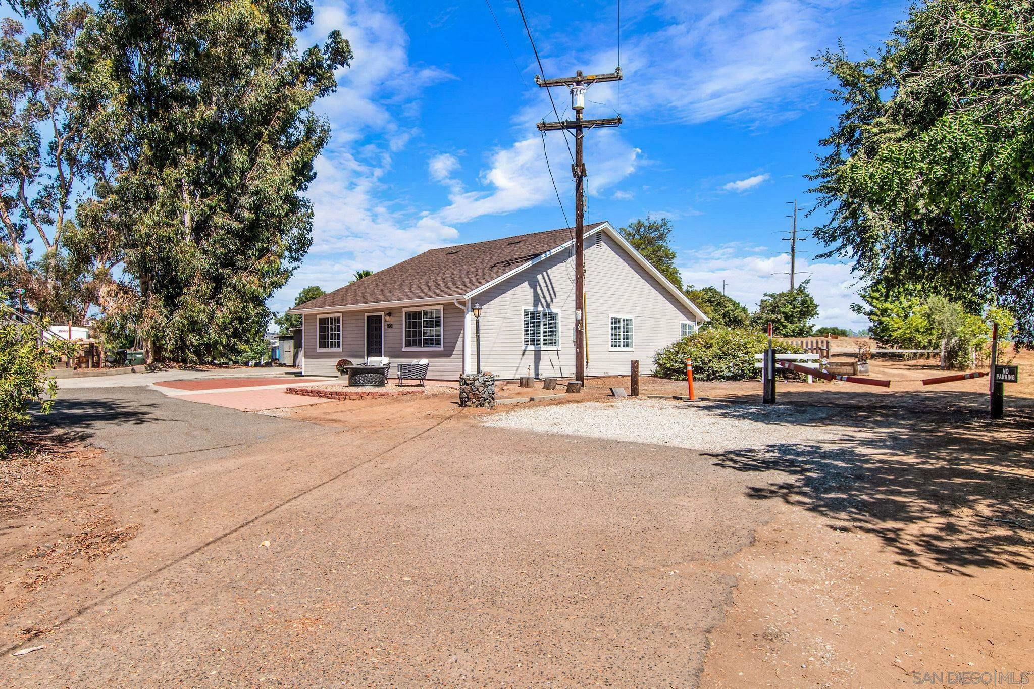 Property Photo:  1198 Nordahl Rd  CA 92026 