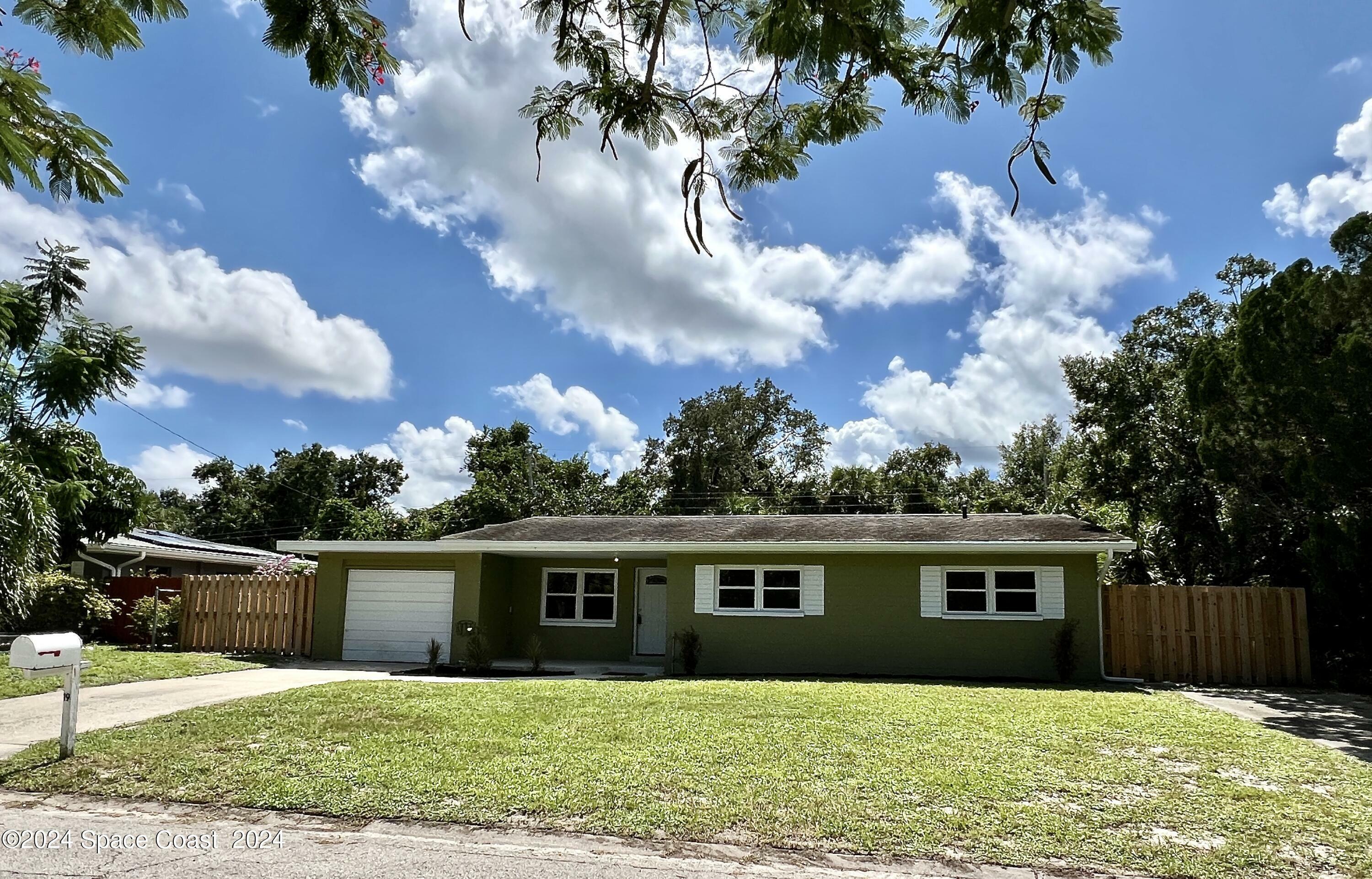 19 Vida  Melbourne FL 32901 photo