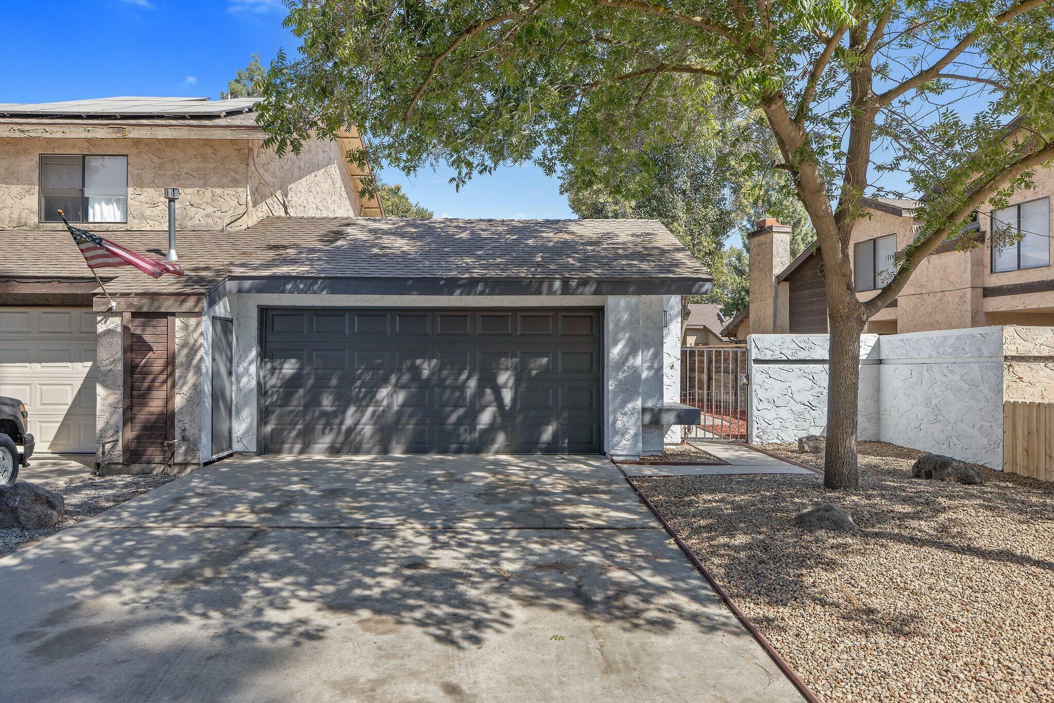 Property Photo:  1804 E Four Creeks Court  CA 93292 