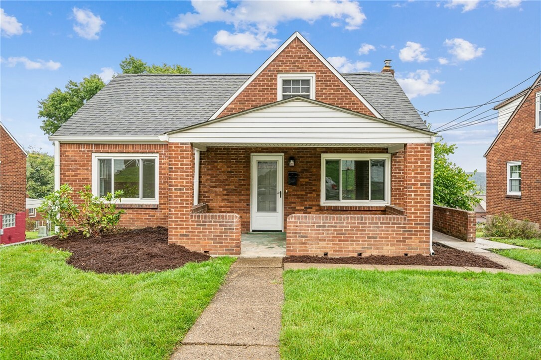 Property Photo:  174 E Gilmore Ave  PA 15085 