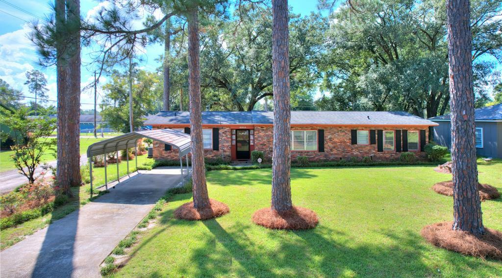 Property Photo:  1122 Gary Avenue  GA 31707 