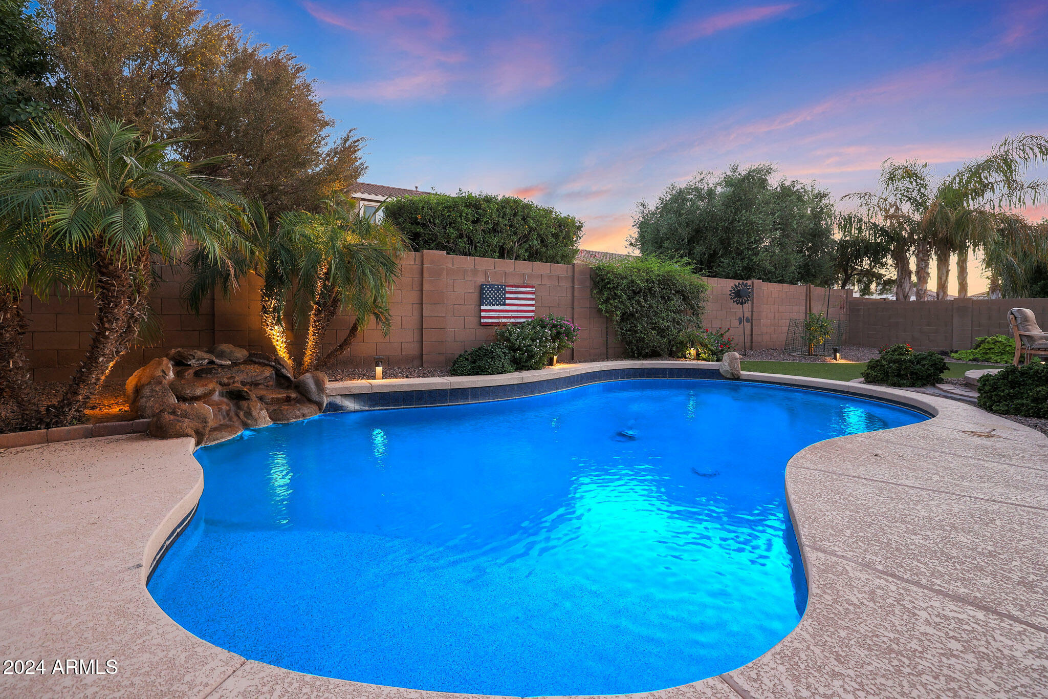 Property Photo:  21037 E Via De Arboles --  AZ 85142 