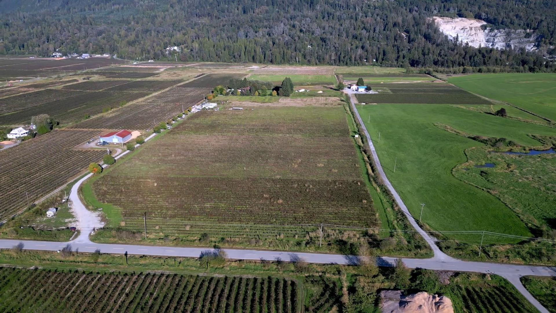 Photo de la propriété:  10594 Farms Road  BC V2V 4J1 