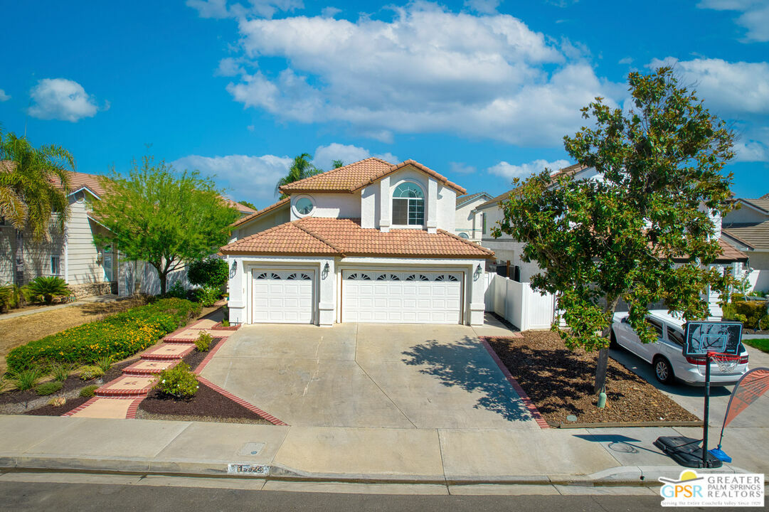 Property Photo:  19924   Westerly Dr  CA 92508 