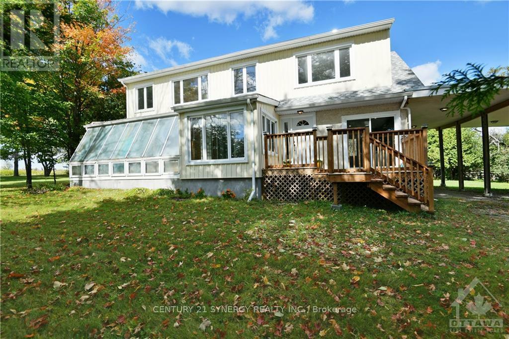 Property Photo:  500 Ashdad Road  ON K7V 3Z9 