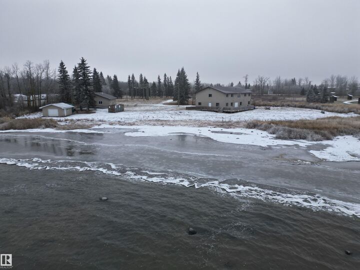 Property Photo: 3510 Ste. Anne 220 AB T0E 0A0