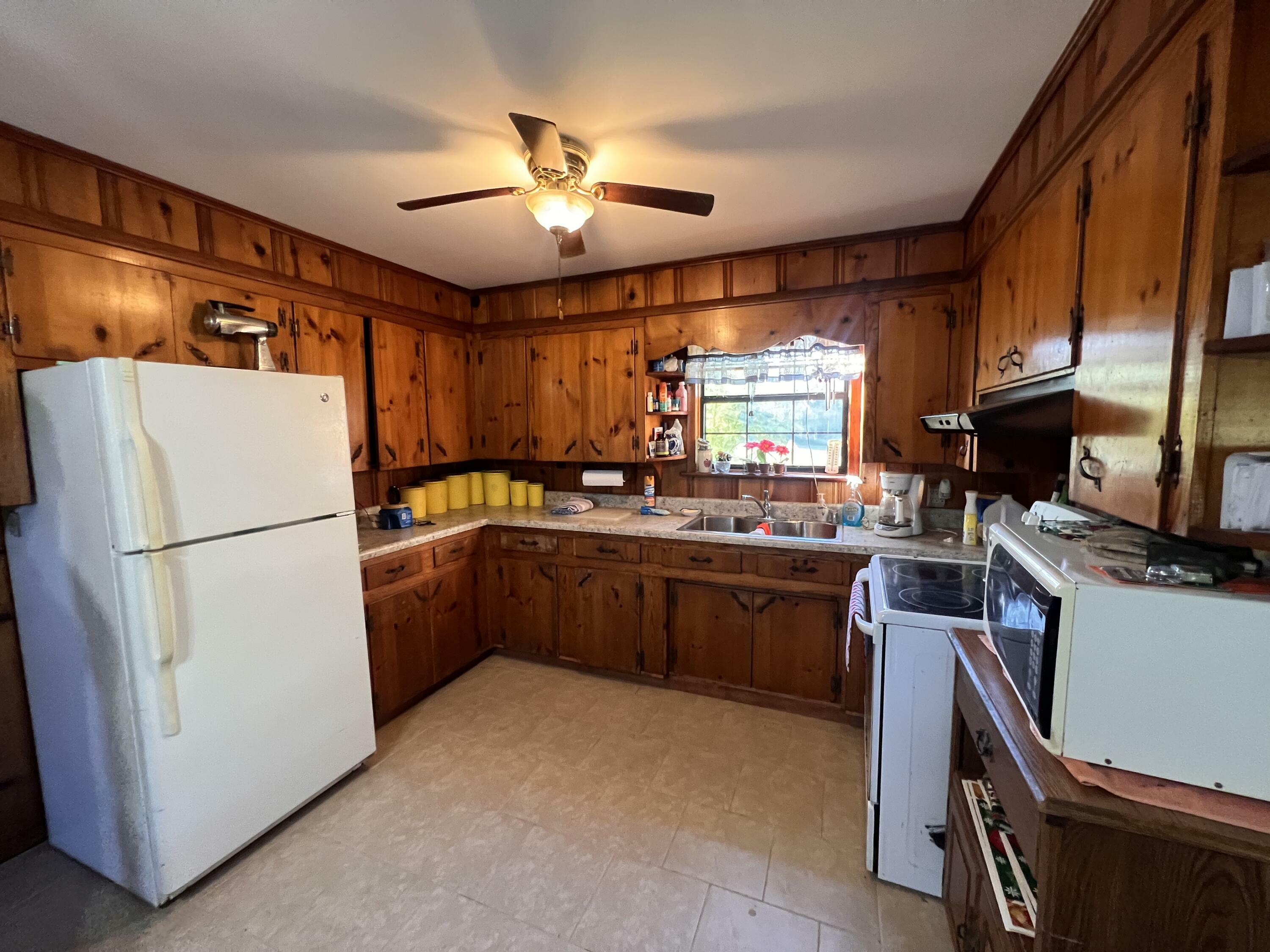 Property Photo:  17173 Alabama Highway  AL 35765 