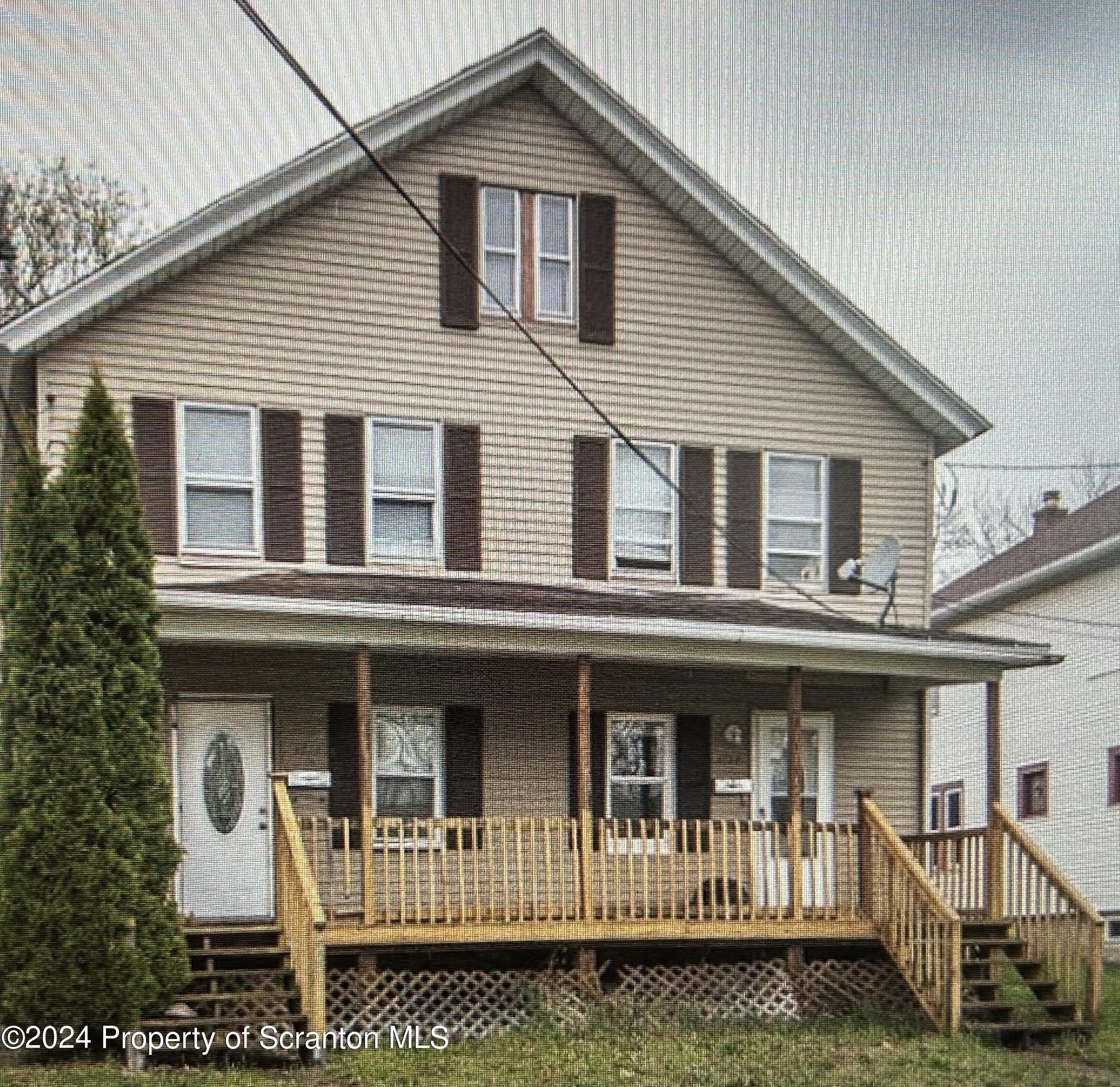 Property Photo:  1711 1713 N Sumner Avenue  PA 18508 