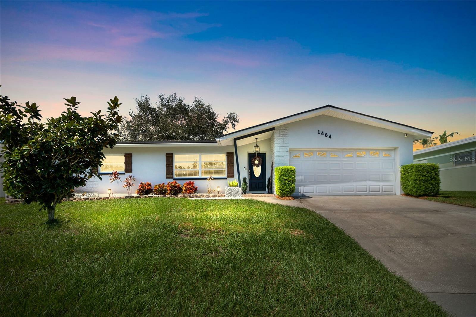 Property Photo:  1464 S Evergreen Avenue  FL 33756 