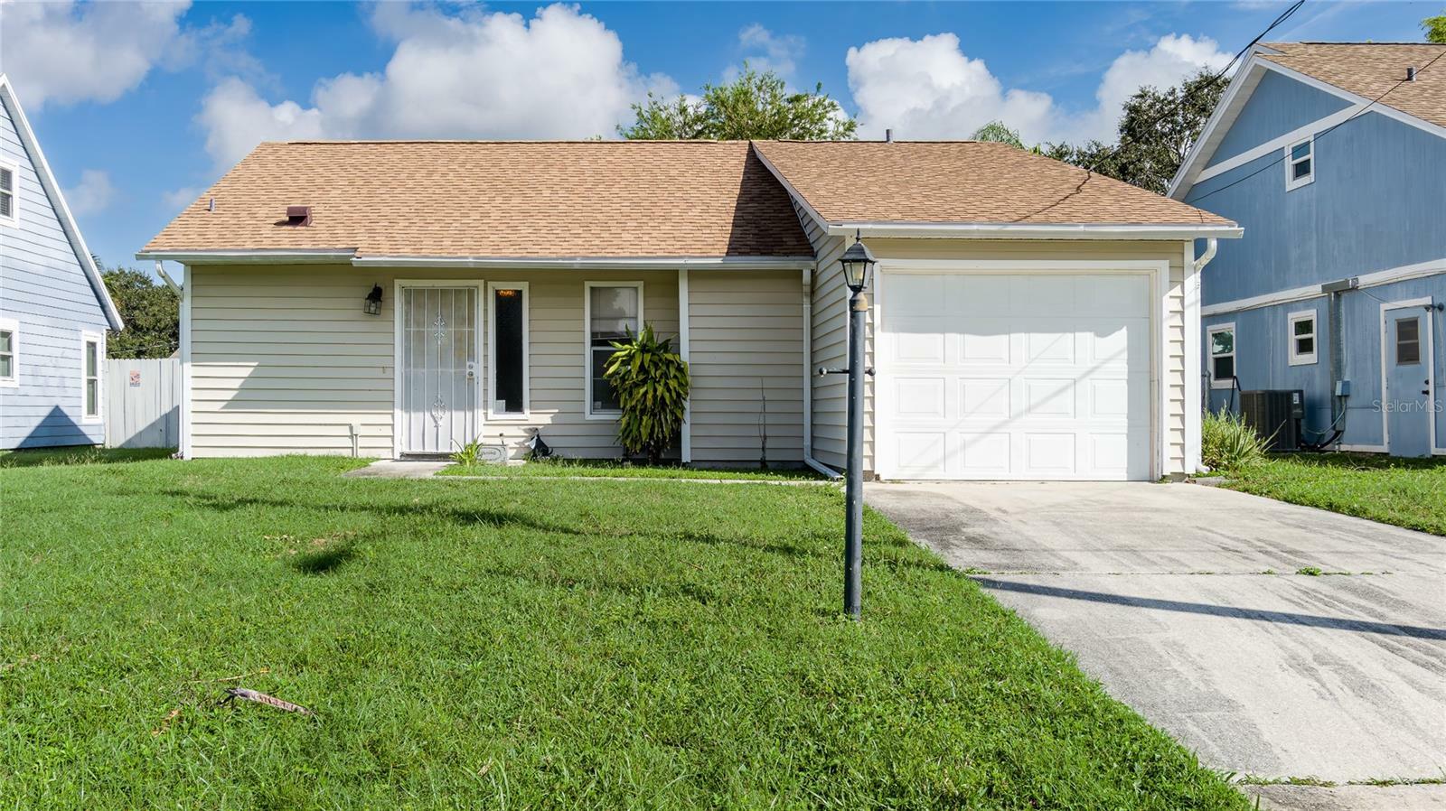 Property Photo:  1522 12th Street Drive W  FL 34221 