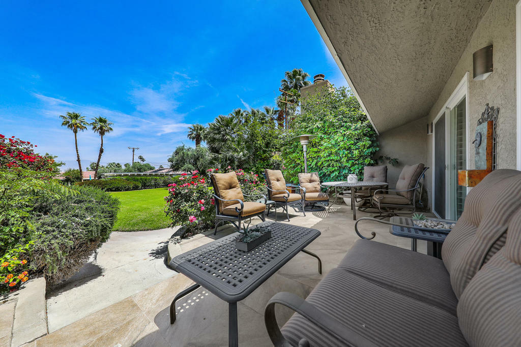 Property Photo:  45688 Ocotillo Drive  CA 92260 