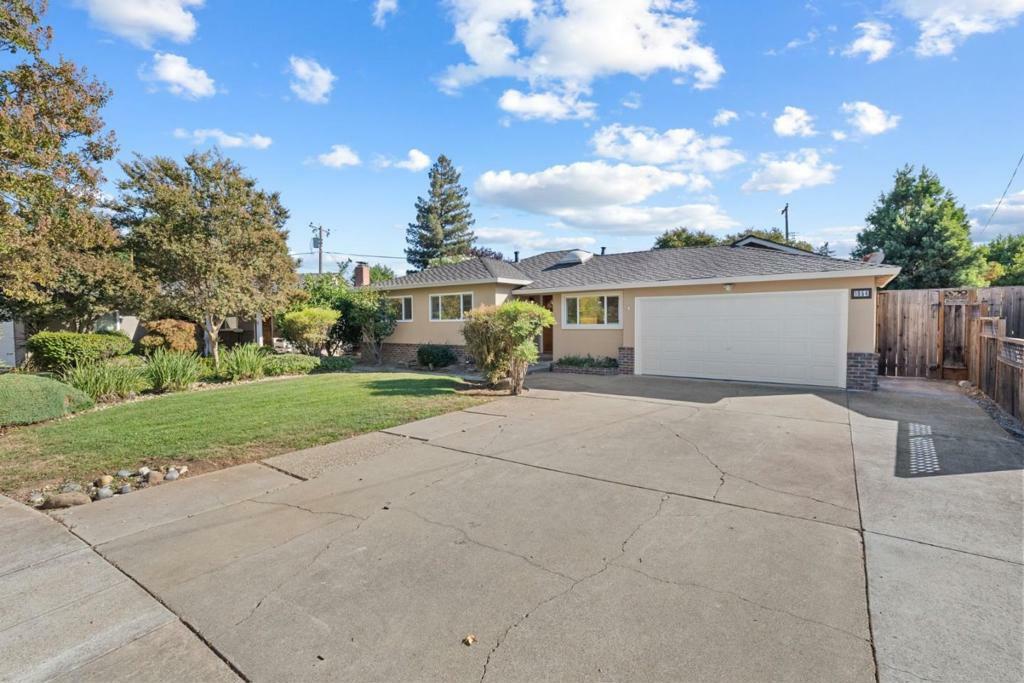 Property Photo:  1854 Tioga Way  CA 95124 