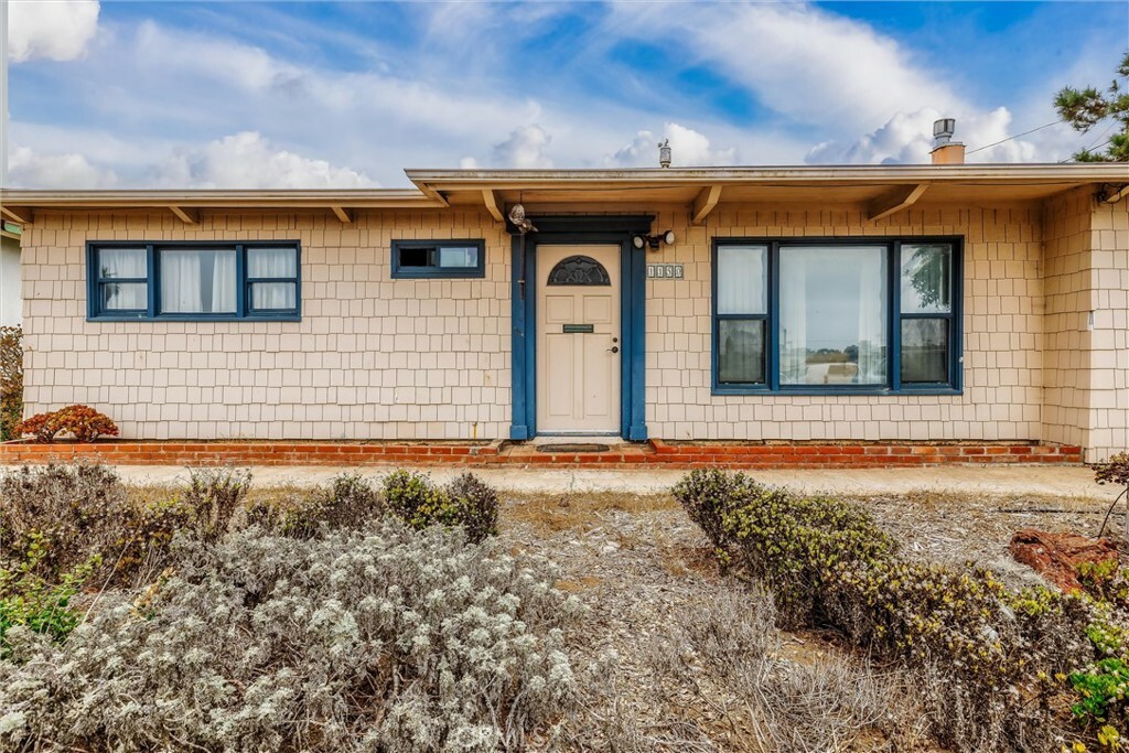 Property Photo:  1150 N Monterey Avenue N  CA 93442 