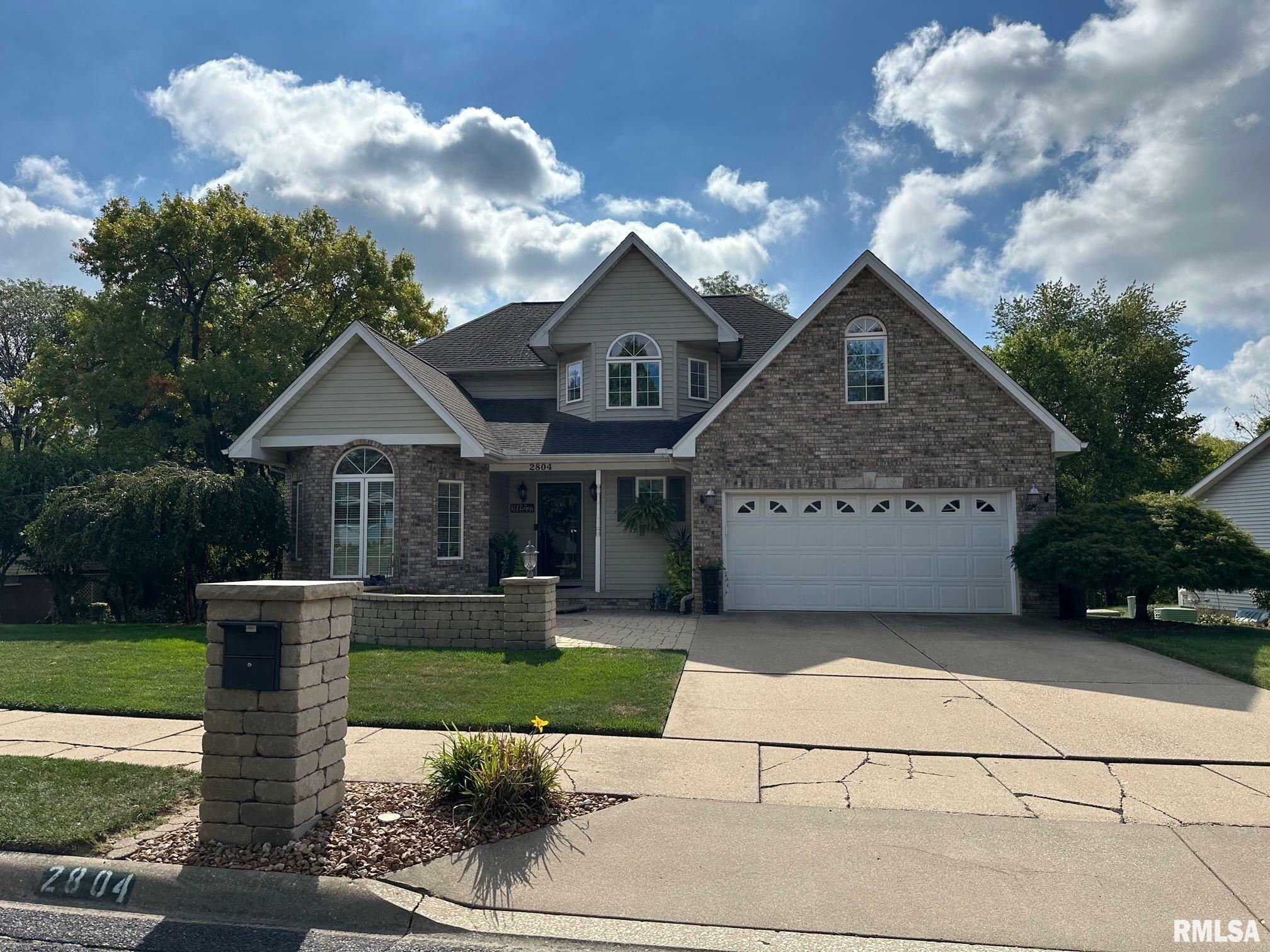 Property Photo:  2804 W Briarcliff Lane  IL 61604 