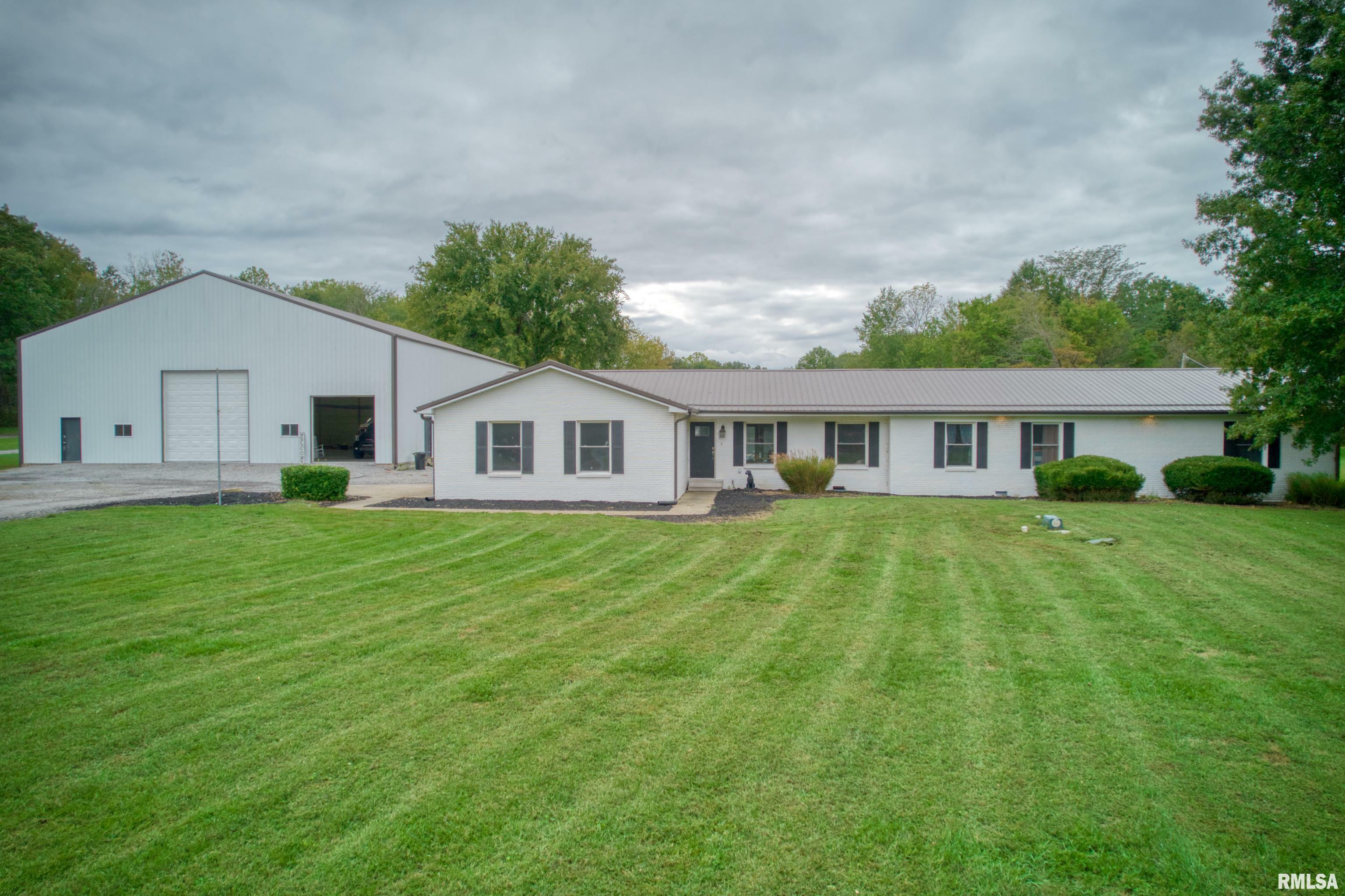 Property Photo: 3995 Route 37 IL 62959
