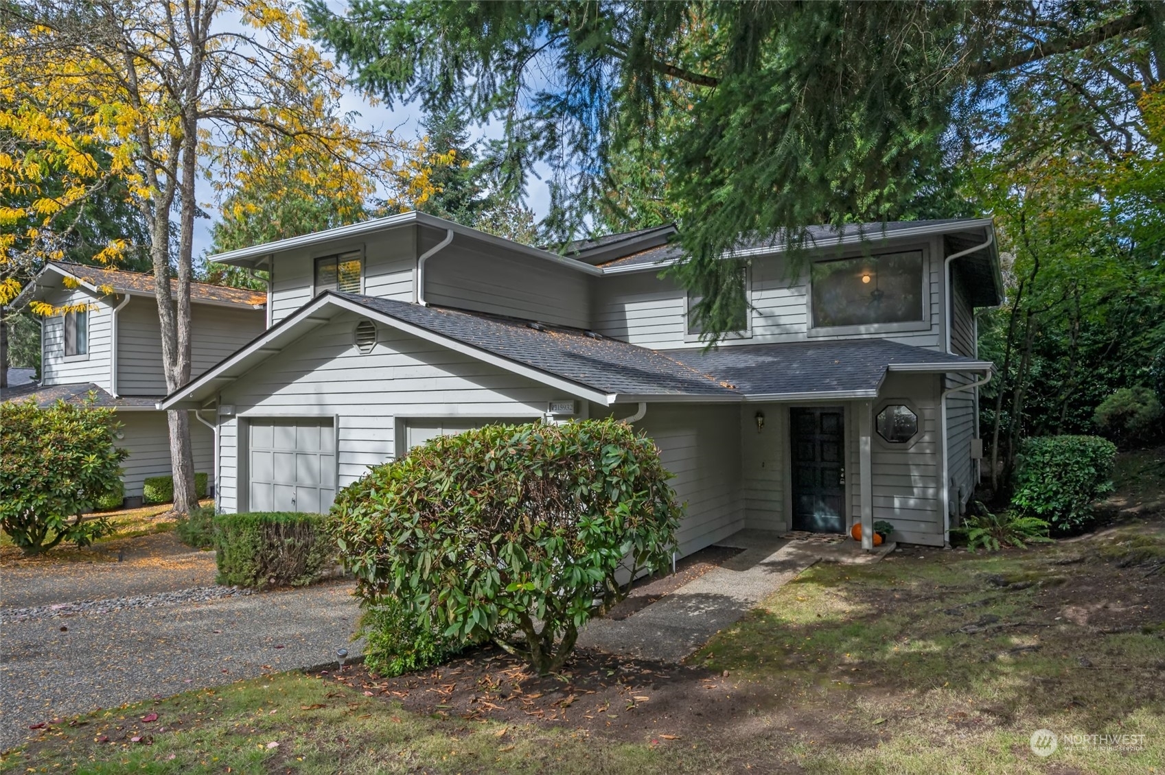 Property Photo:  15932 NE 42nd Court 16D  WA 98052 