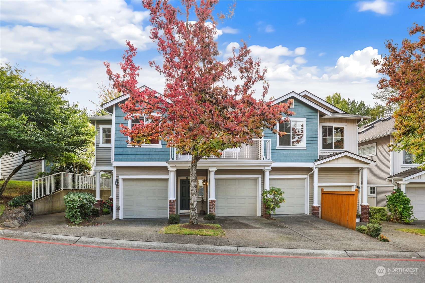 Property Photo:  225 S 51st Street B  WA 98055 