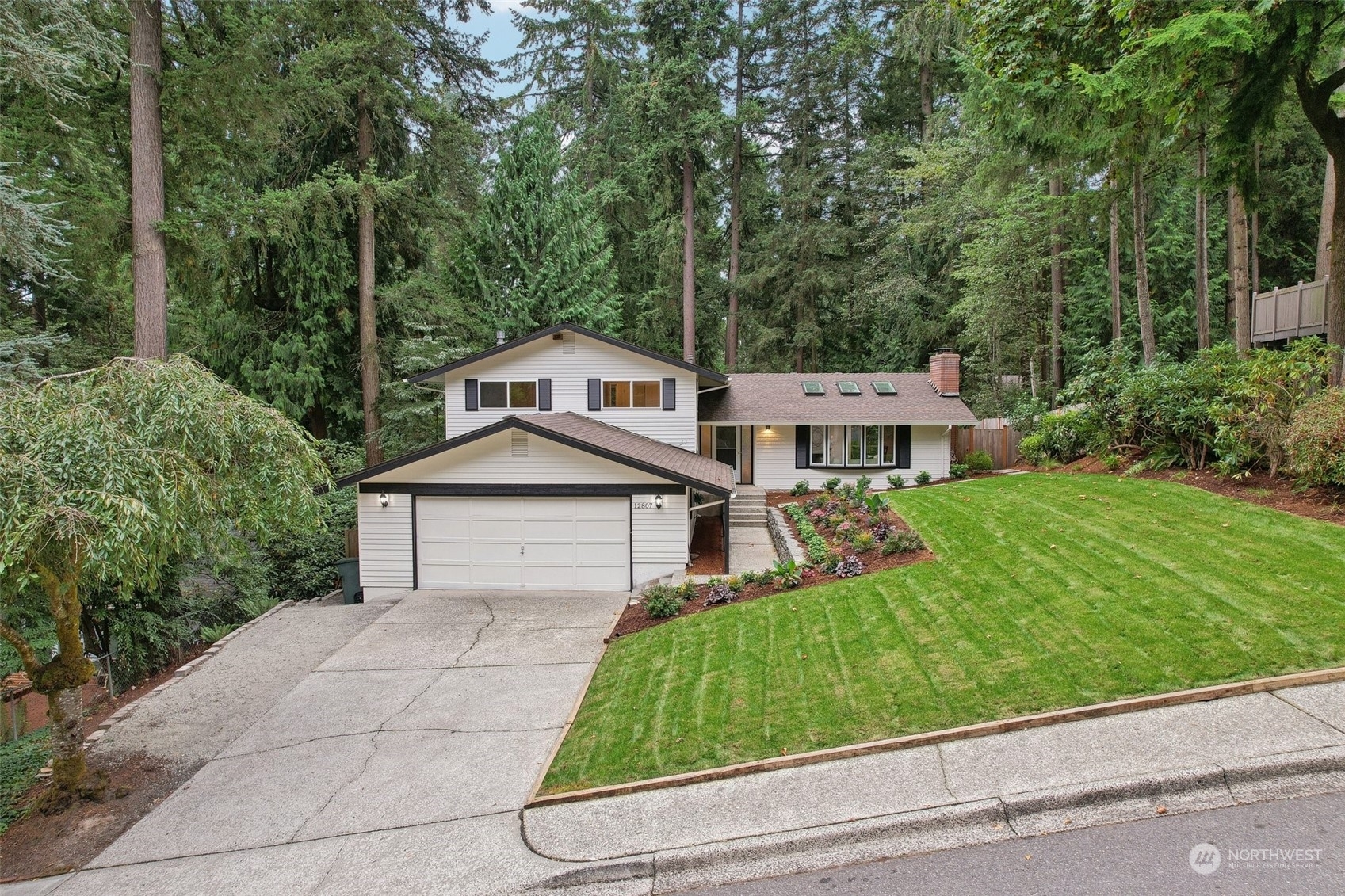 Property Photo:  12807 NE 28th Street  WA 98005 