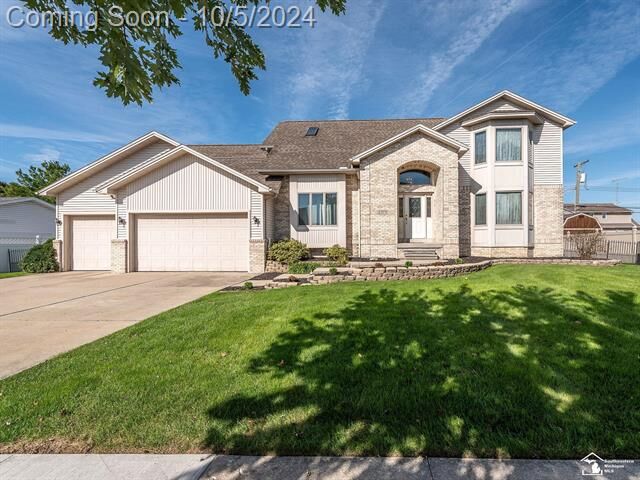 Property Photo:  1375 Sunrise Boulevard  MI 48162 