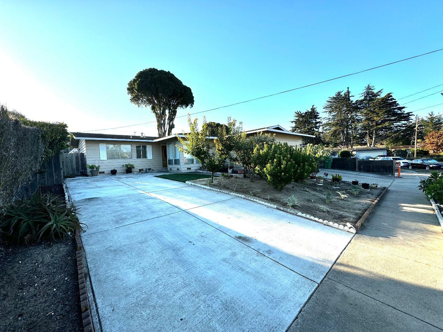 Property Photo:  3012 Ellen Court  CA 93933 