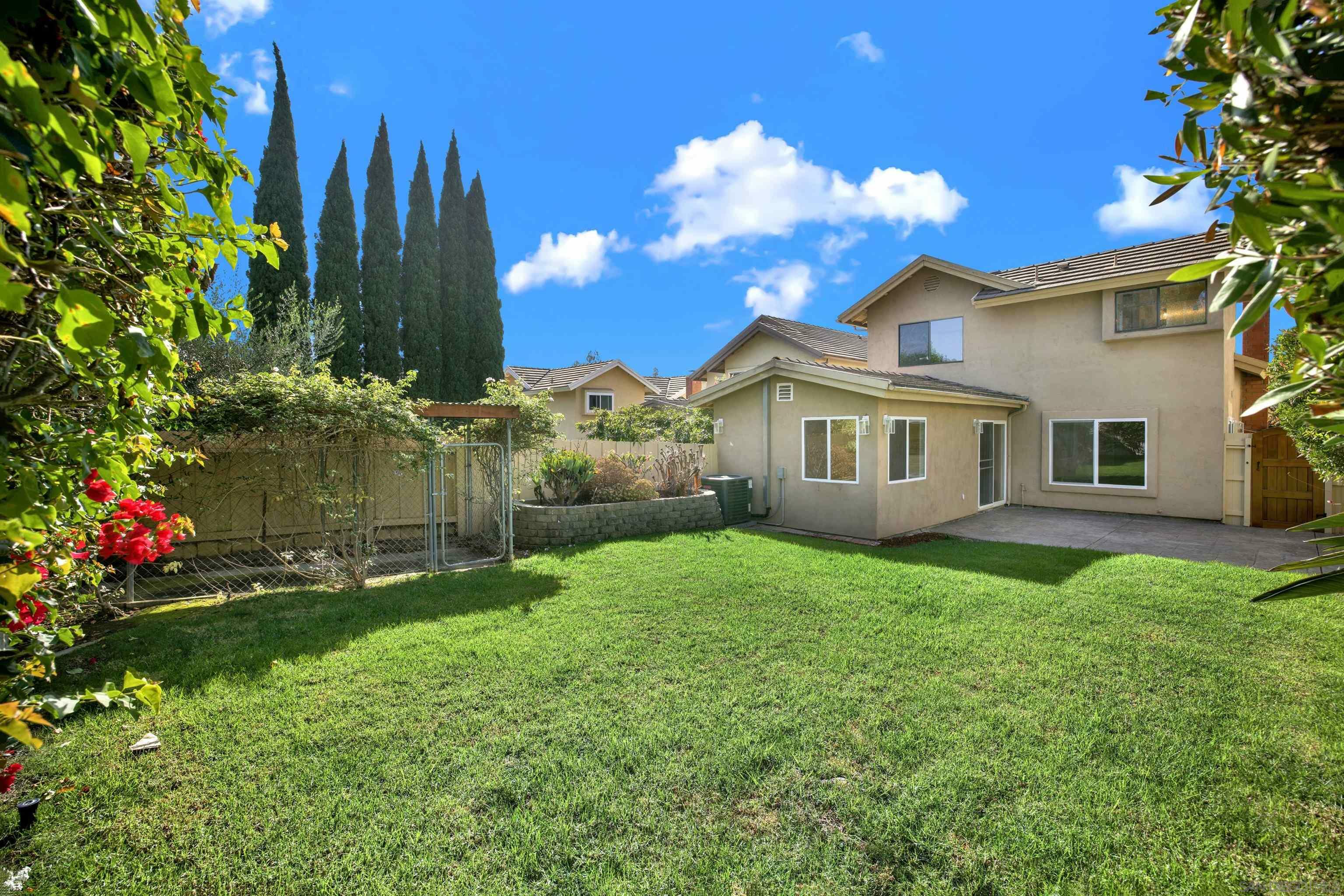 Property Photo:  12443 Carmel Pointe  CA 92130 