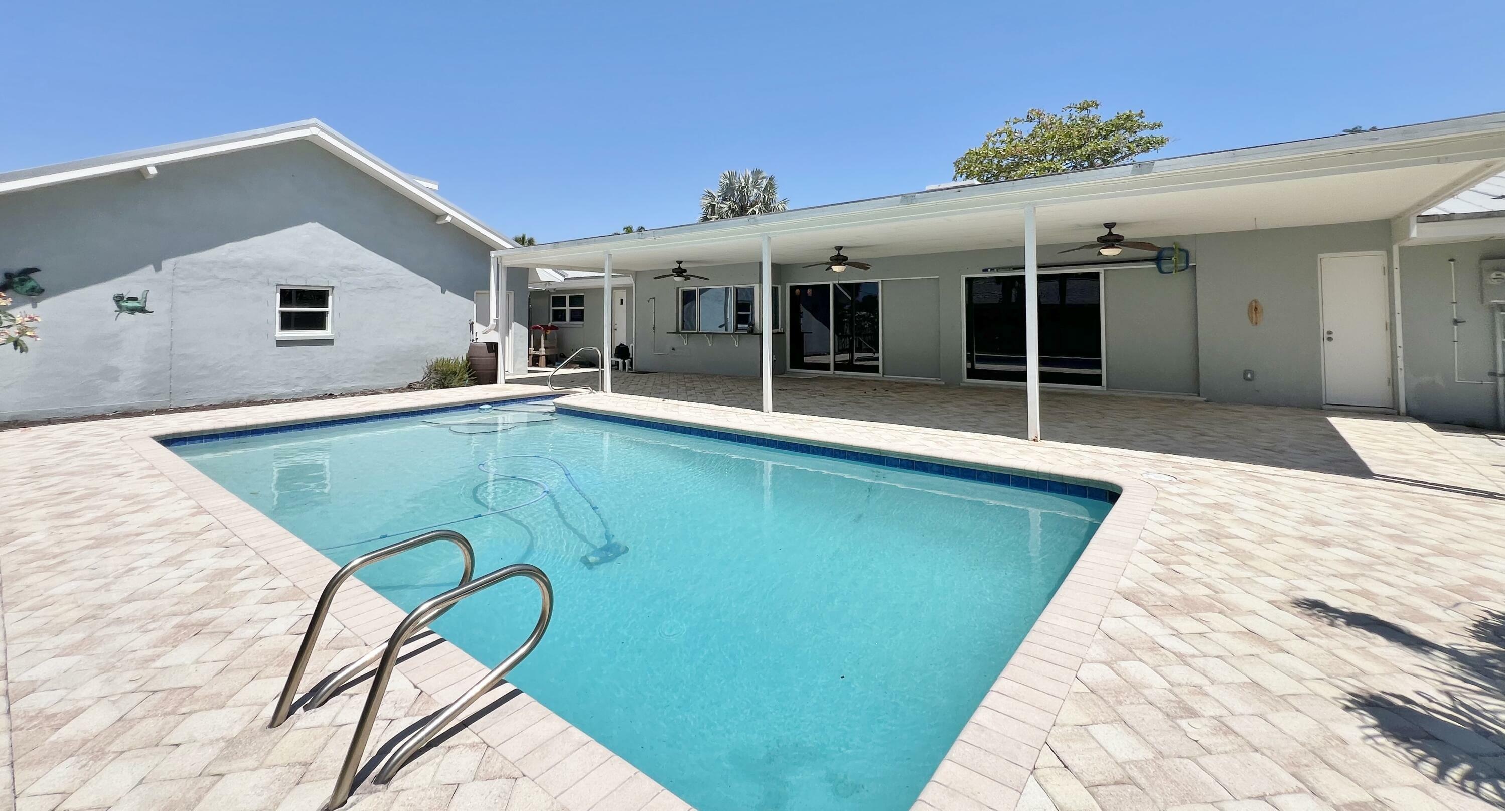 Property Photo:  157 Cocoa Avenue  FL 32903 