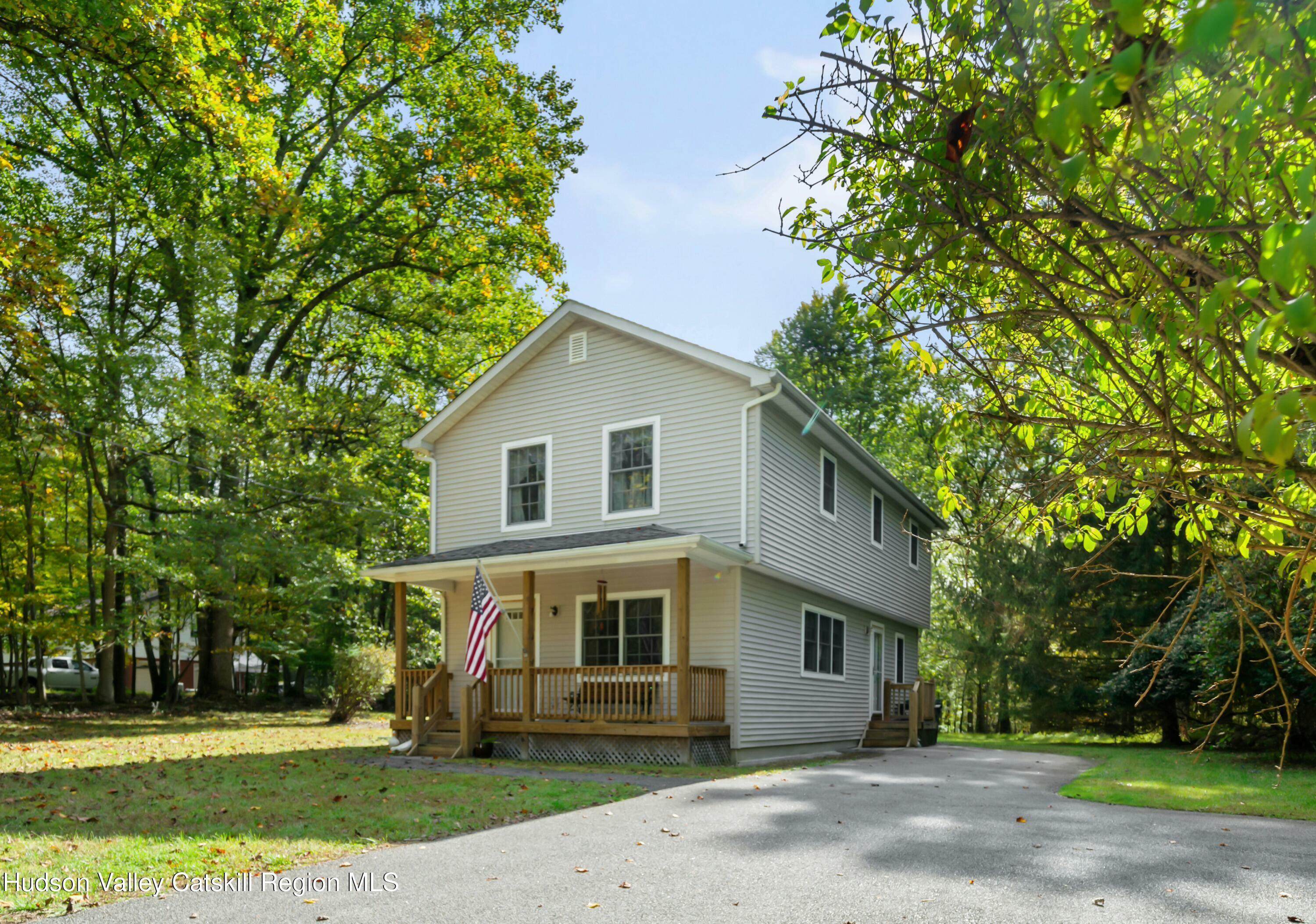 171 Weed  Shawangunk NY 12566 photo