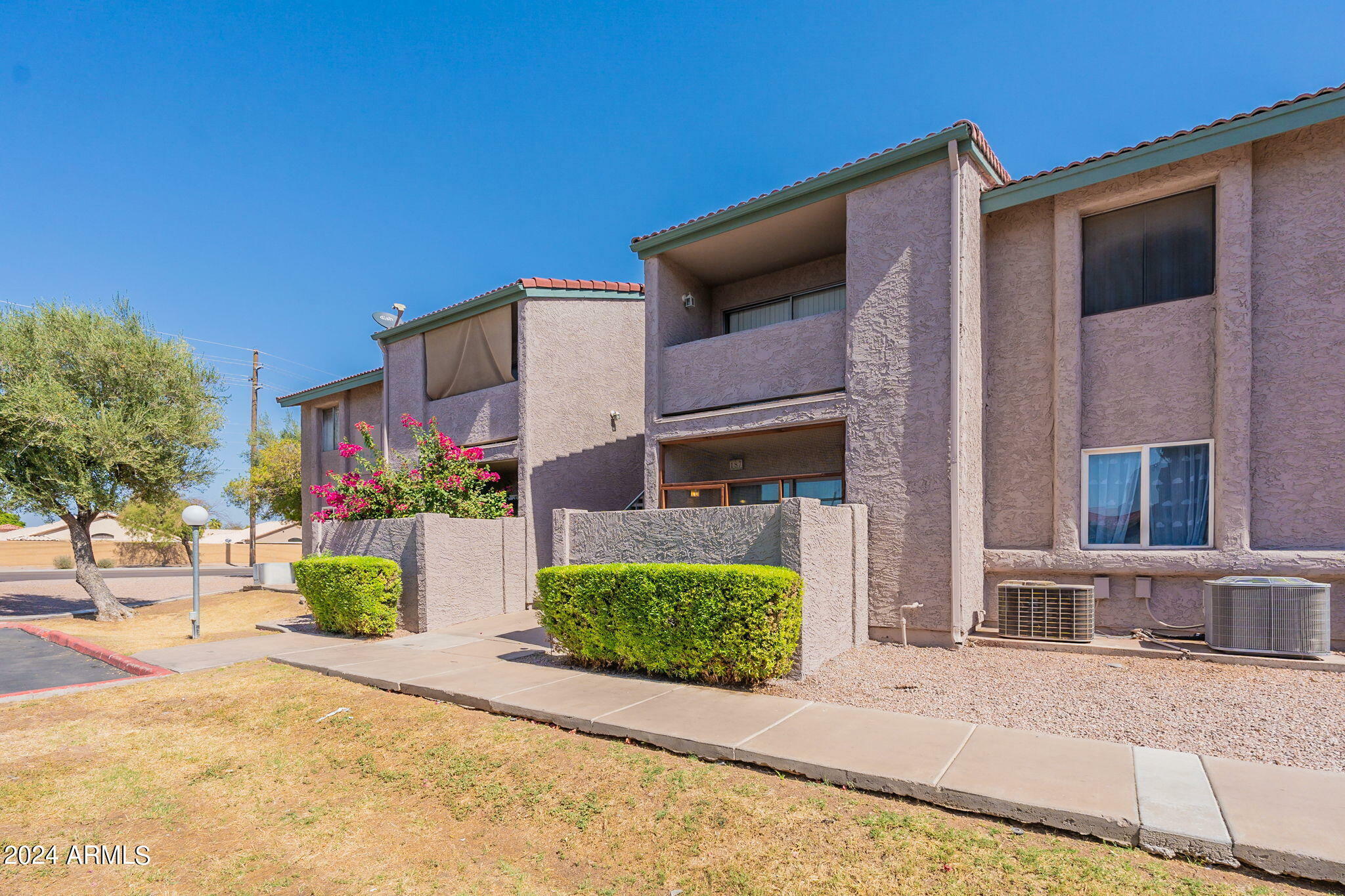 Property Photo:  623 W Guadalupe Road 287  AZ 85210 