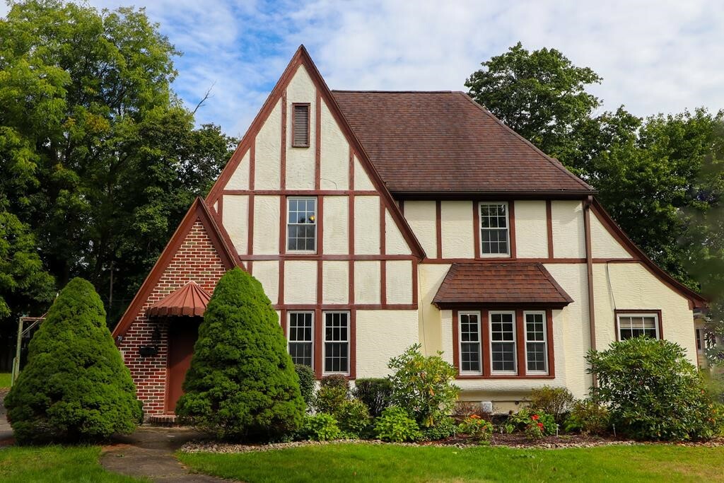 Property Photo: 70 Larchmont Road NY 14905