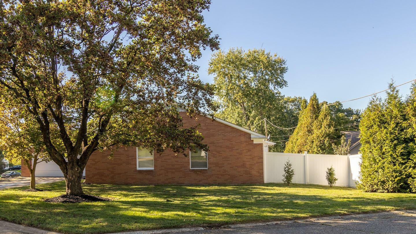 Property Photo:  370 Baldwin Drive  OH 43130 