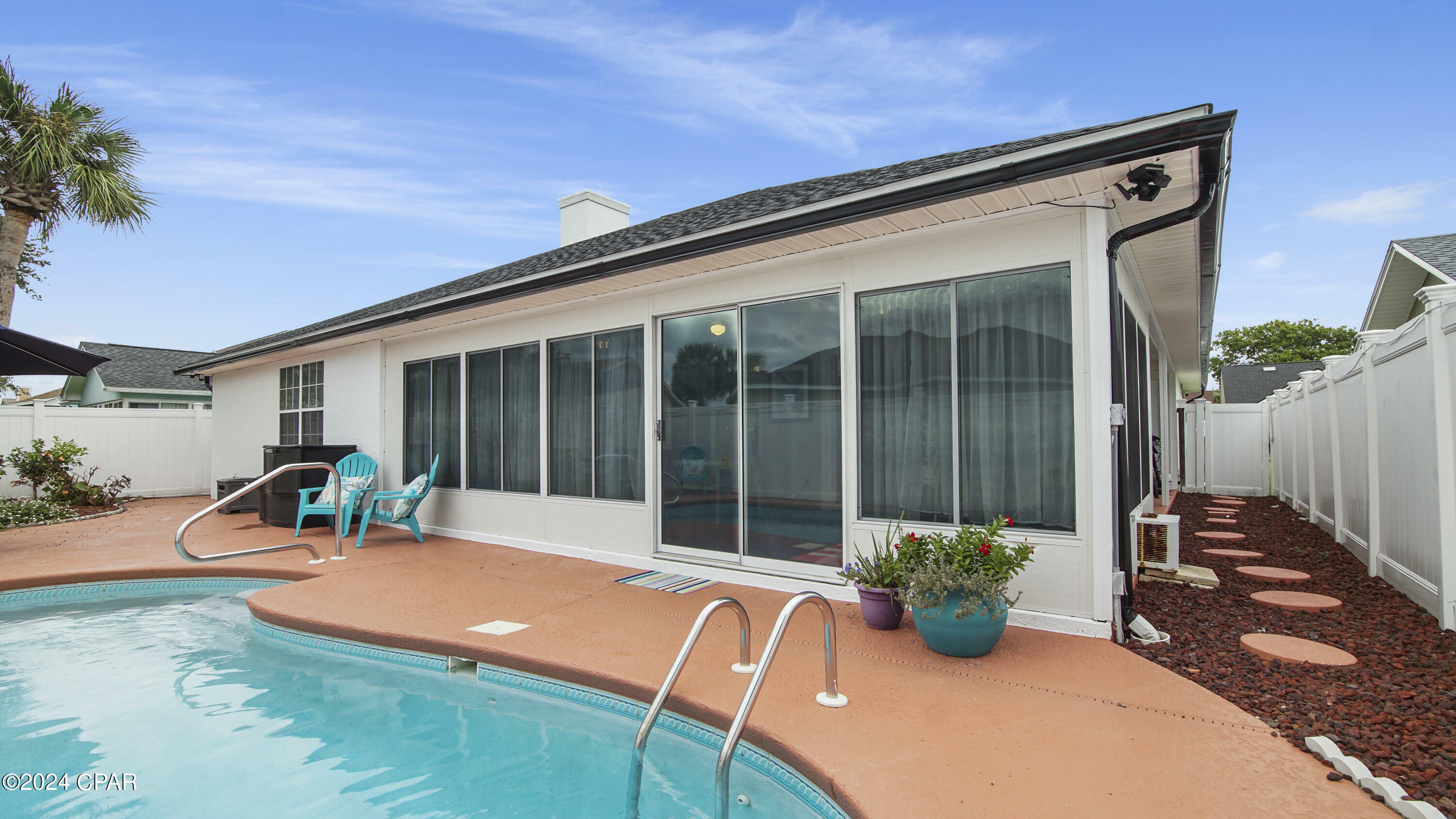 Property Photo: 122 Seaclusion Circle FL 32413
