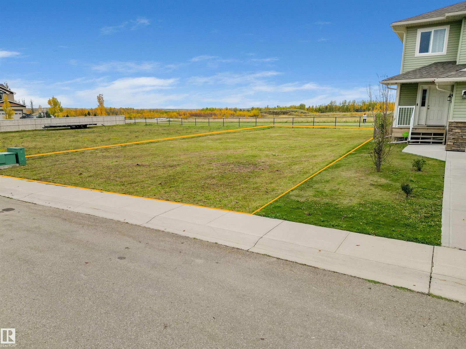 Property Photo:  4009 & 4011 41 B Avenue  AB T7A 0B5 